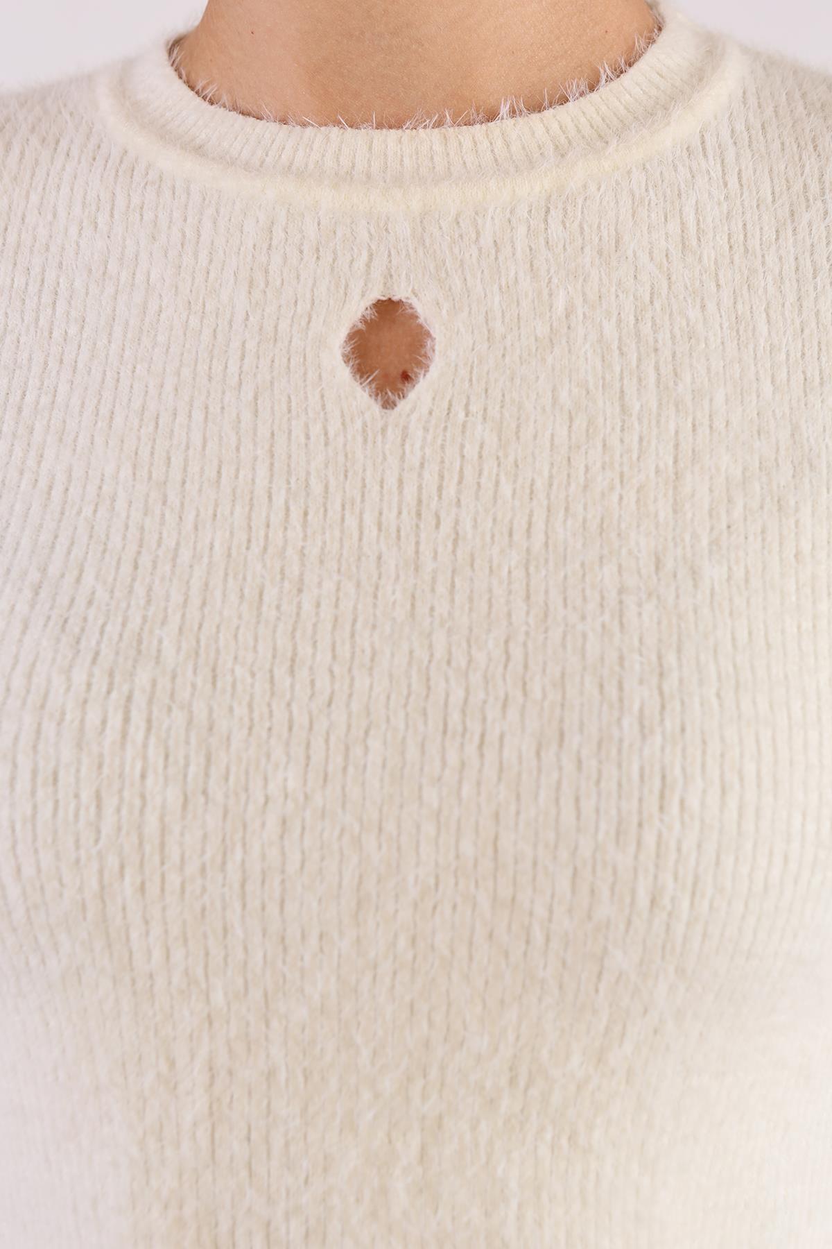 Ekru Kol Taş Detay Yumoş Kazak 6626 - 6