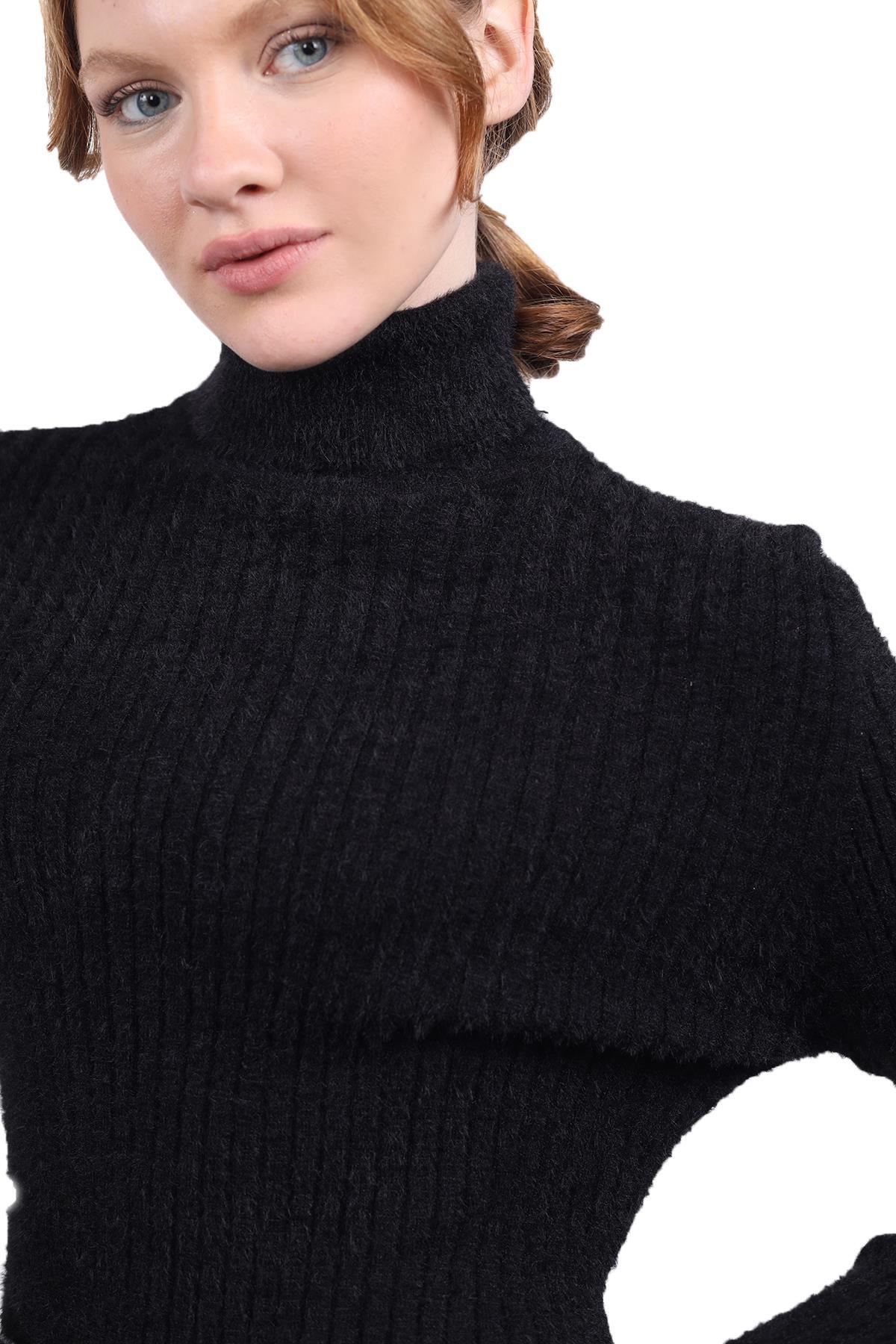 Siyah Boğazlı Kol Taş Detay Yumoş Kazak 6627 - 3