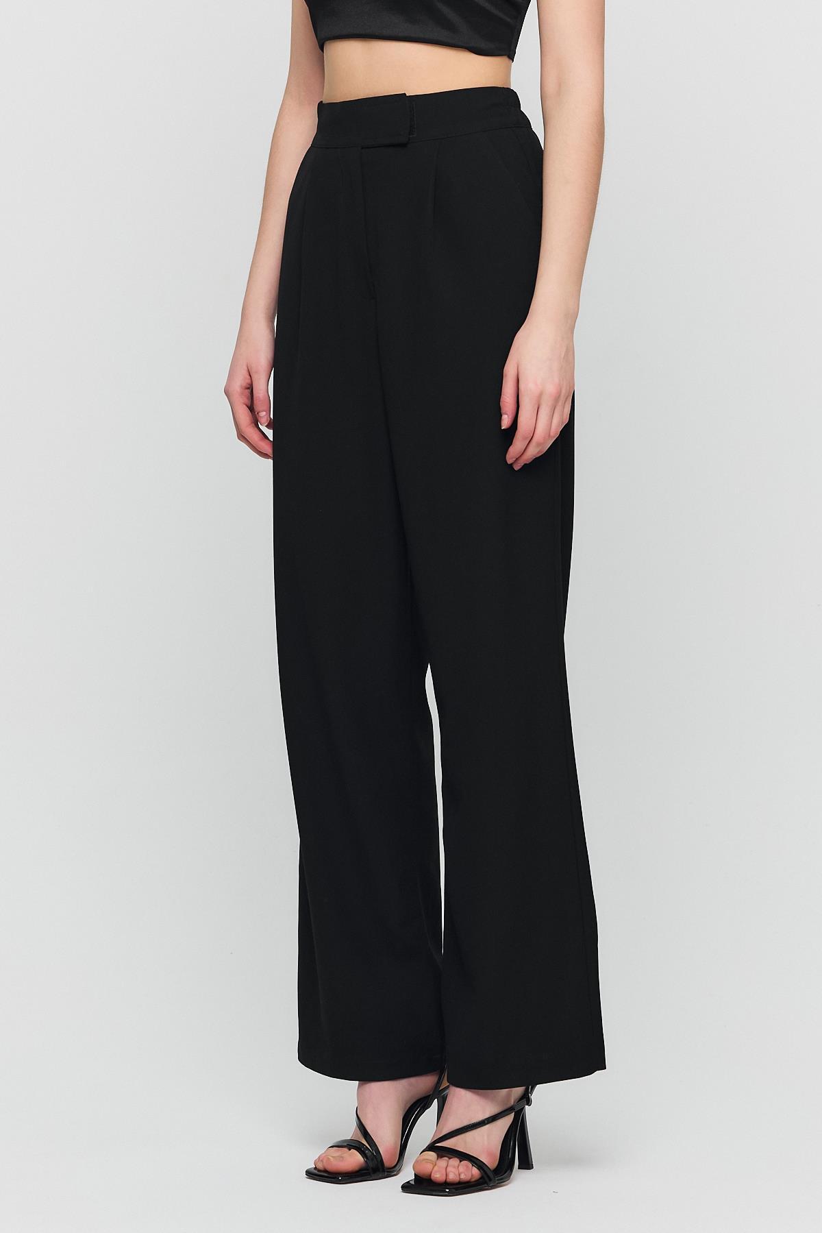 Siyah Cırtlı Beli Lastik Detay Pantolon 6642 - 6
