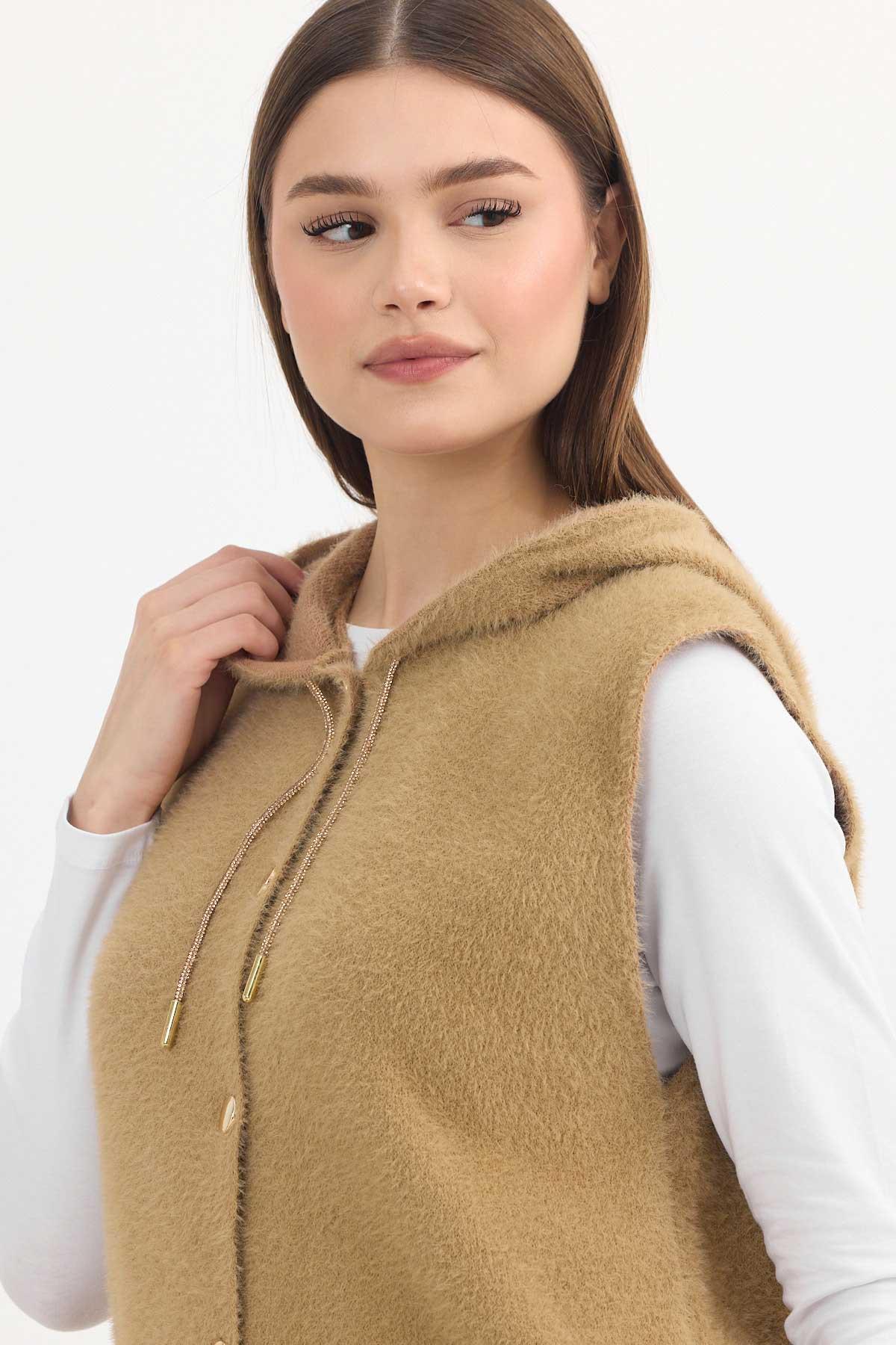 6681 Kapüşonlu Yumoş Yelek Camel - 4