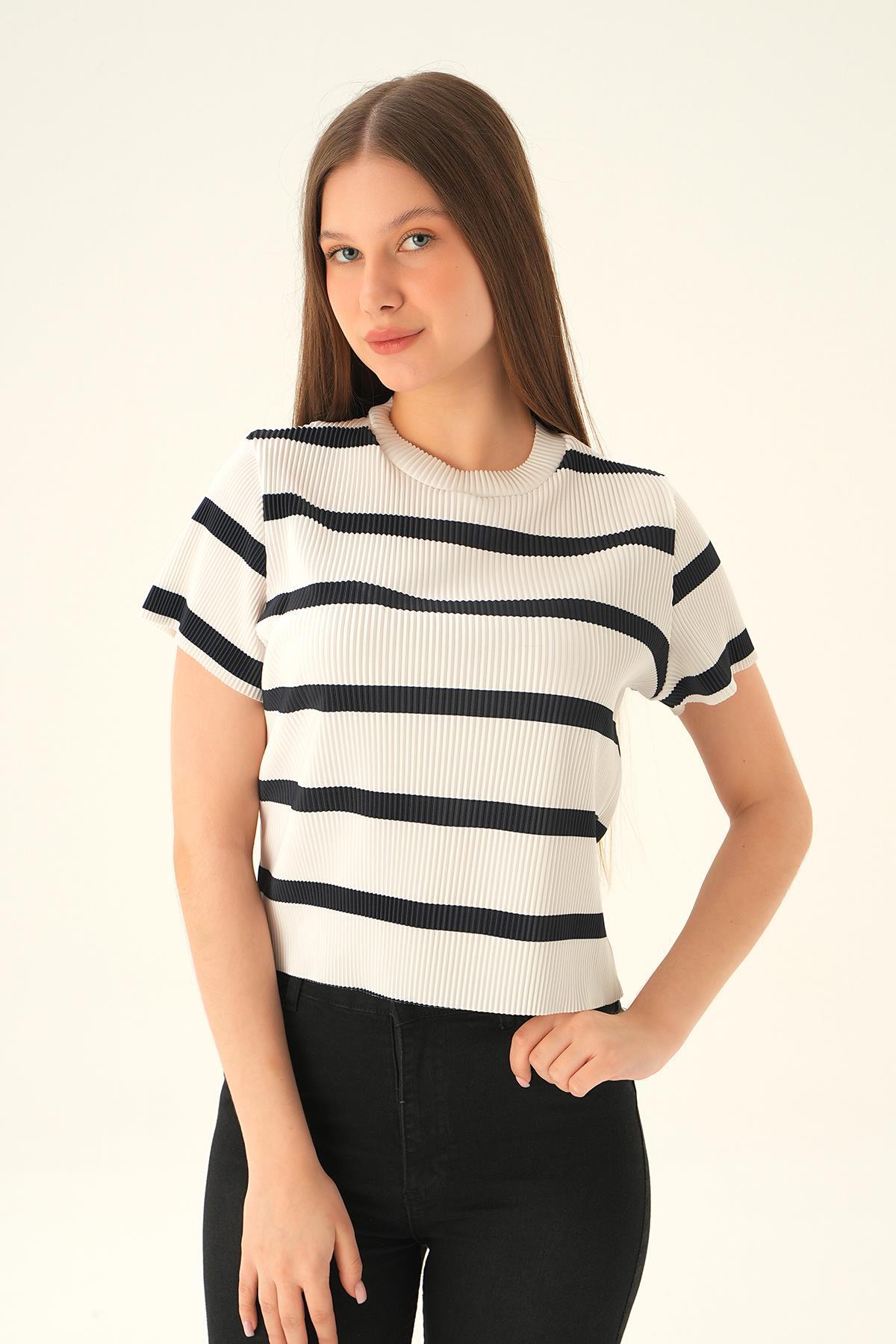 Çizgili-Siyah Çizgi Detay Bluz 6720 - 1