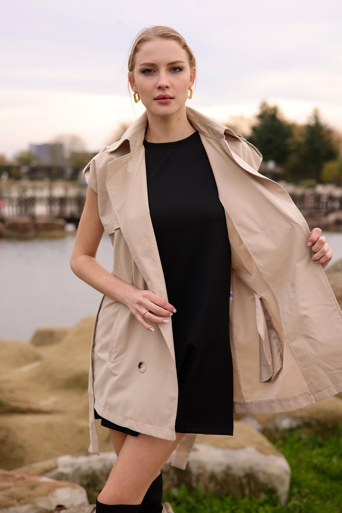 6728A Parça Detay Düğmeli Yelek Bej - 5