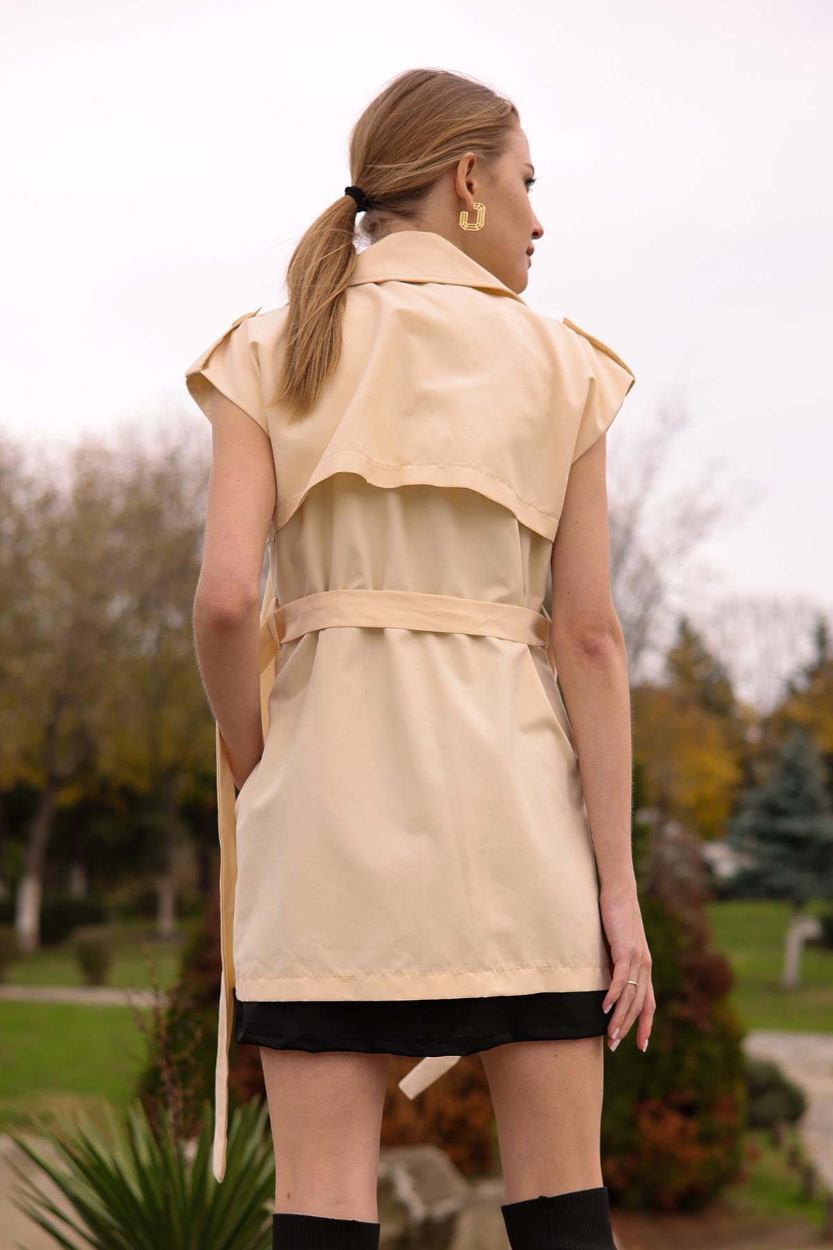 6728A Parça Detay Düğmeli Yelek Taş - 6