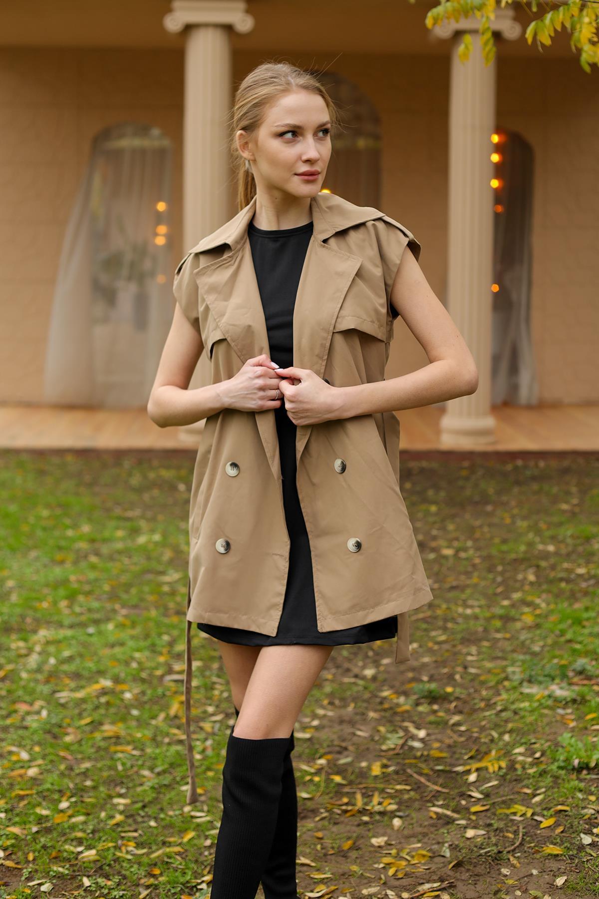 6728A Parça Detay Düğmeli Yelek Vizon - 6