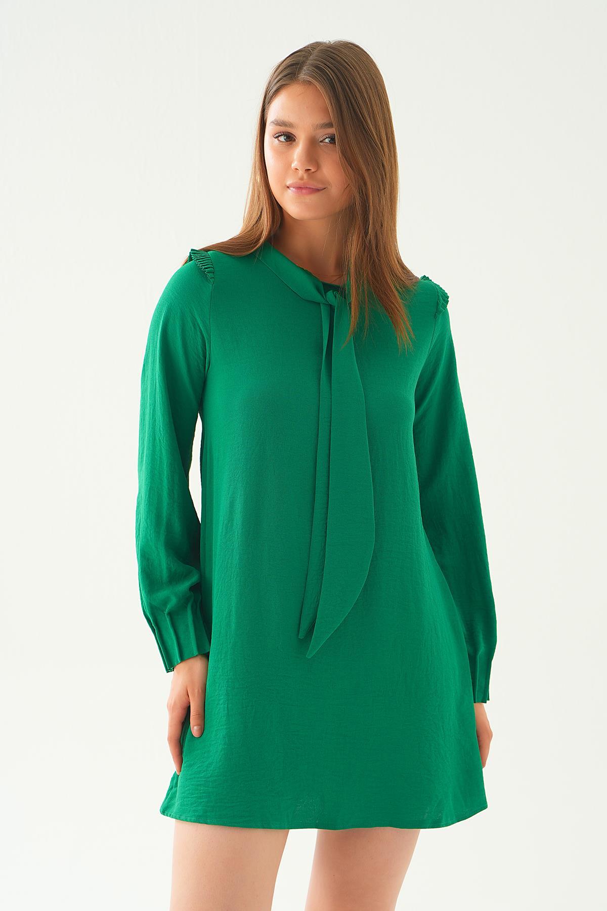 Benetton Yeşili Omuz Fırfırlı Fiyonklu Tunik 6796A 