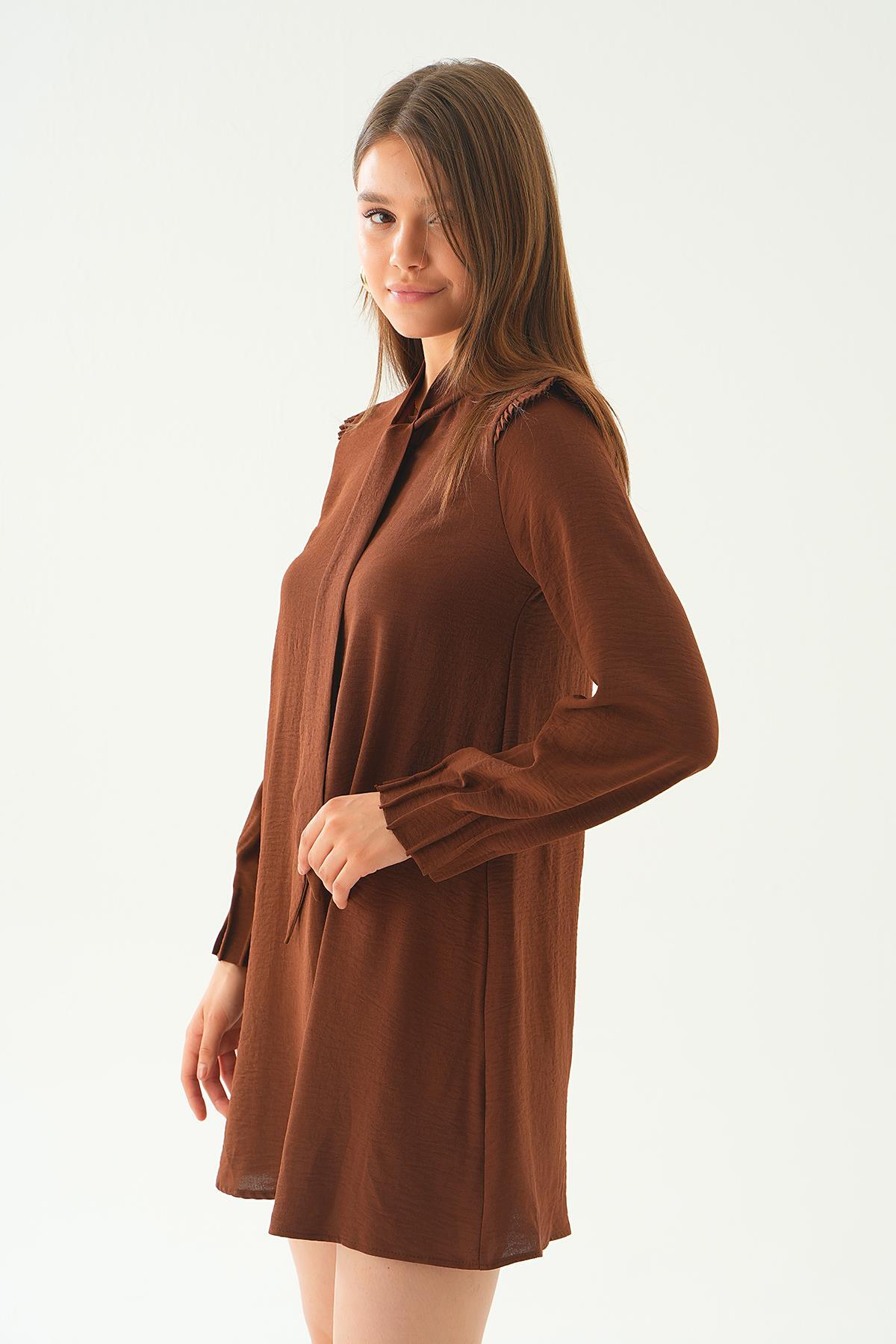 Kahve Omuz Fırfırlı Fiyonklu Tunik 6796A - 4