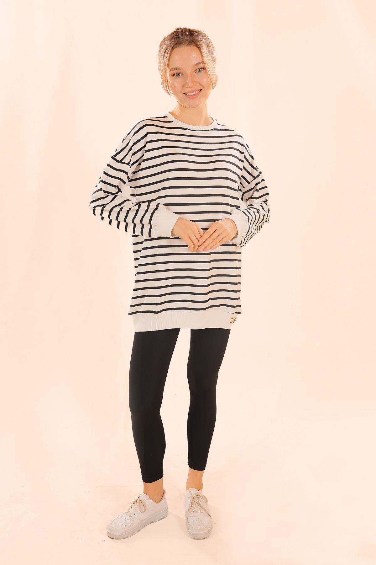 6859 Bisiklet Yaka Çizgili Sweat Siyah - 7