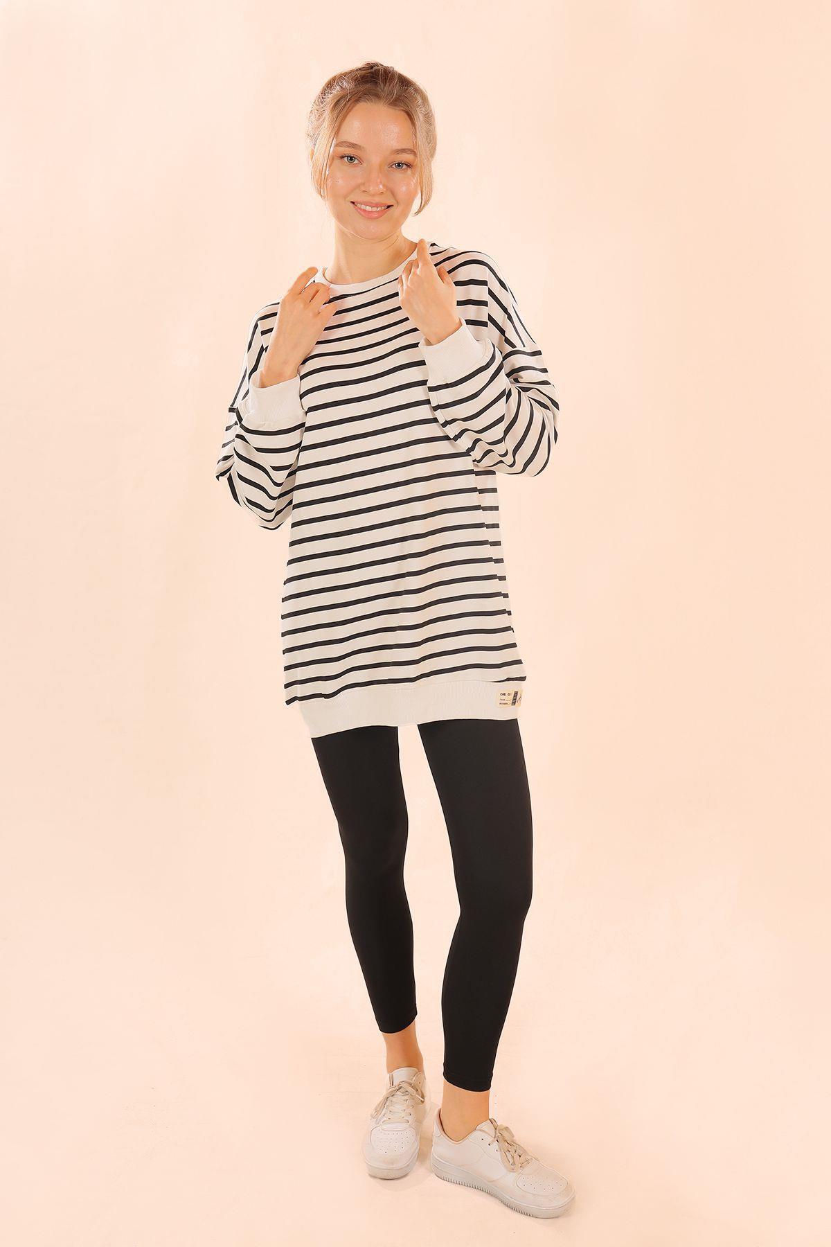 Siyah Bisiklet Yaka Çizgili Sweat 6859 - 8