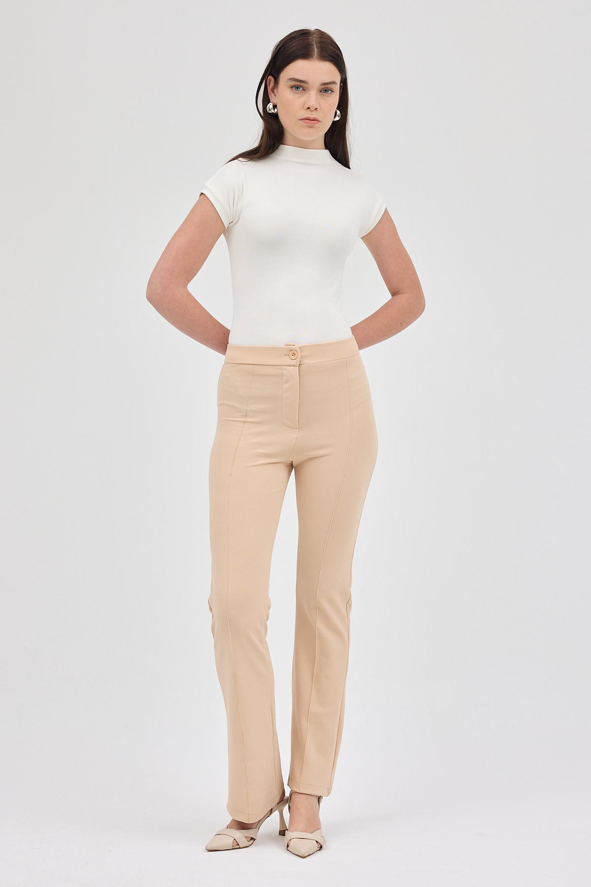 Bej Straight/Düz Kesim Yüksek Bel Nervür Dikişli Örme Pantolon TCR-6873A 