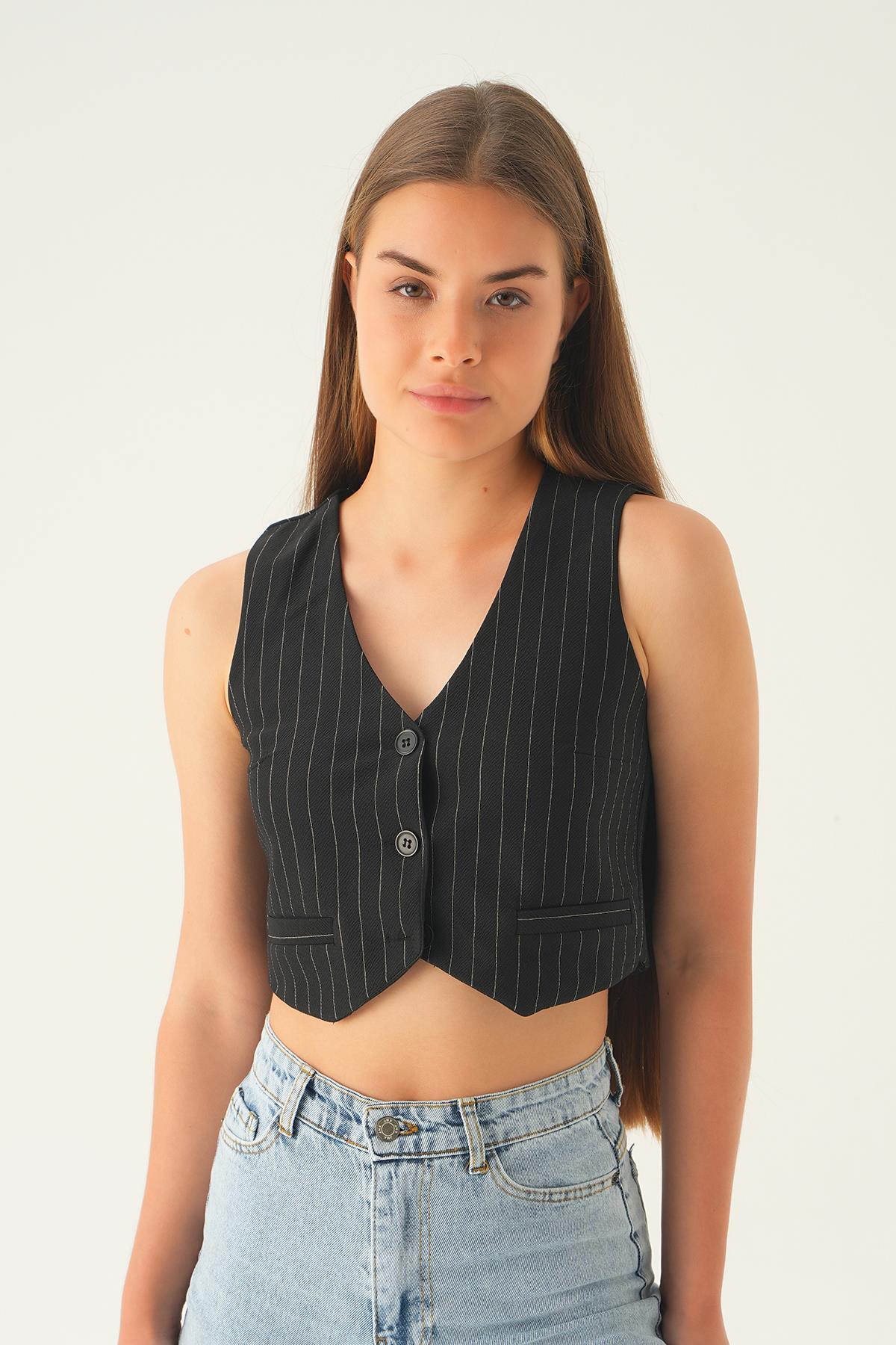 6879A Düğme Detay Çizgili Yelek Siyah - RAYS