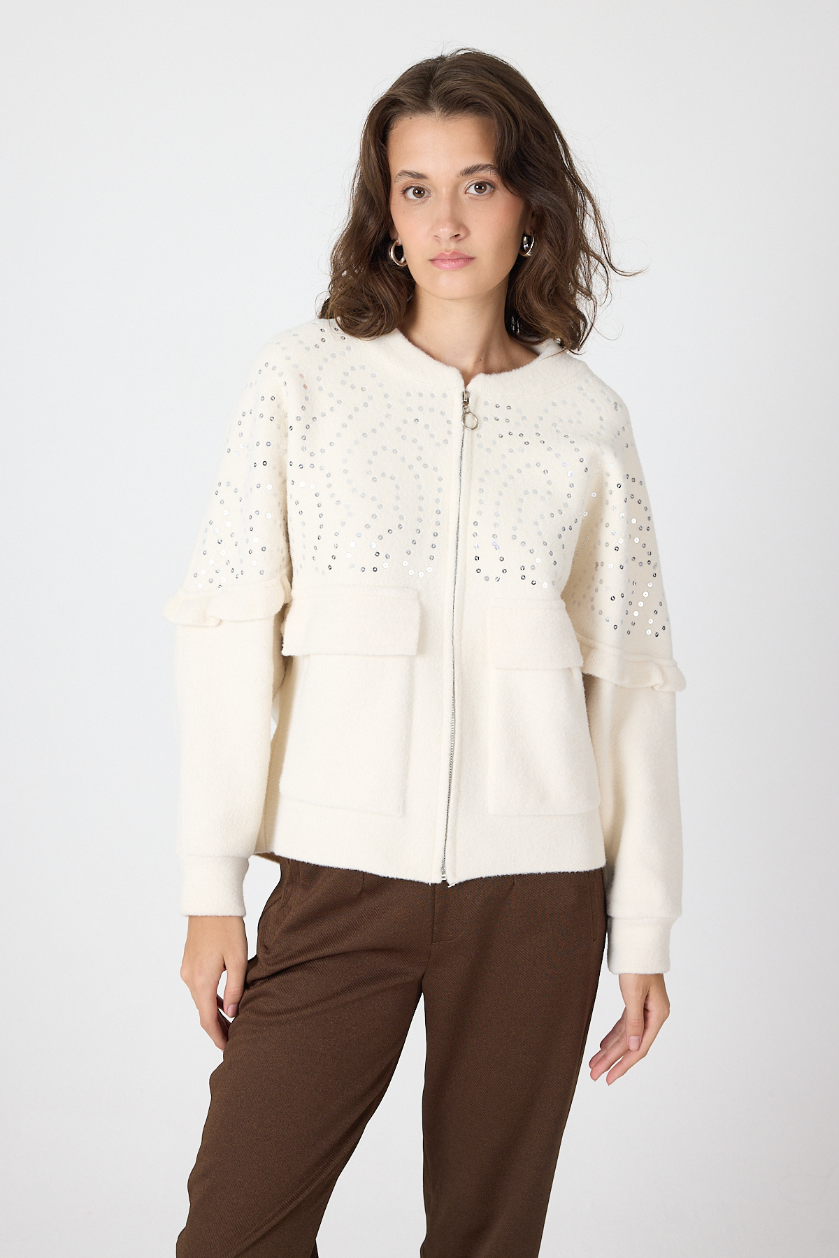 Krem Pul İşlemeli Cepli Fermuarlı Kadın Hırka 6890 - 2