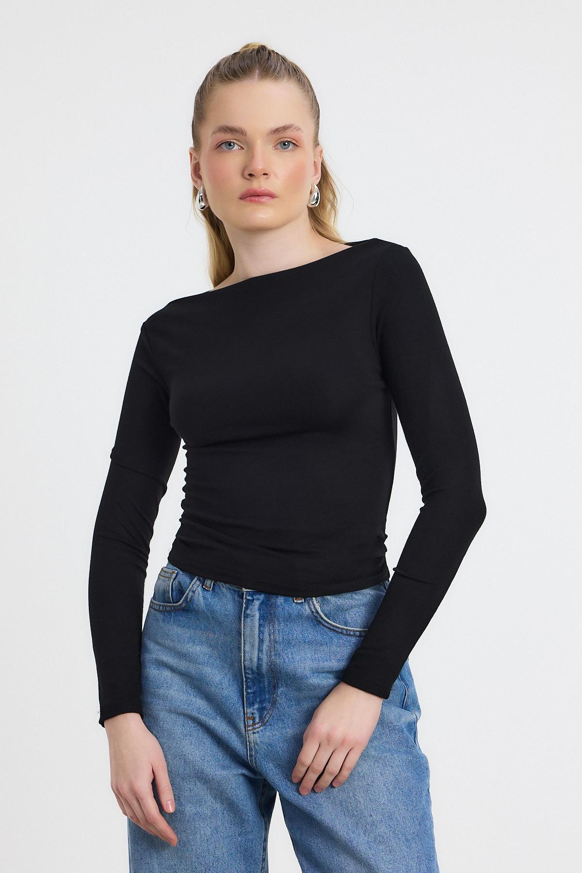 Siyah Yanları Büzgülü Bluz 6893 - 1