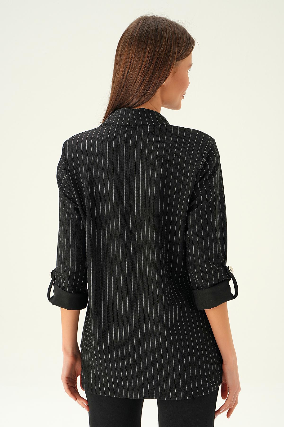 Siyah Cep Detay Kol Katlamalı Ceket 6902A - 5