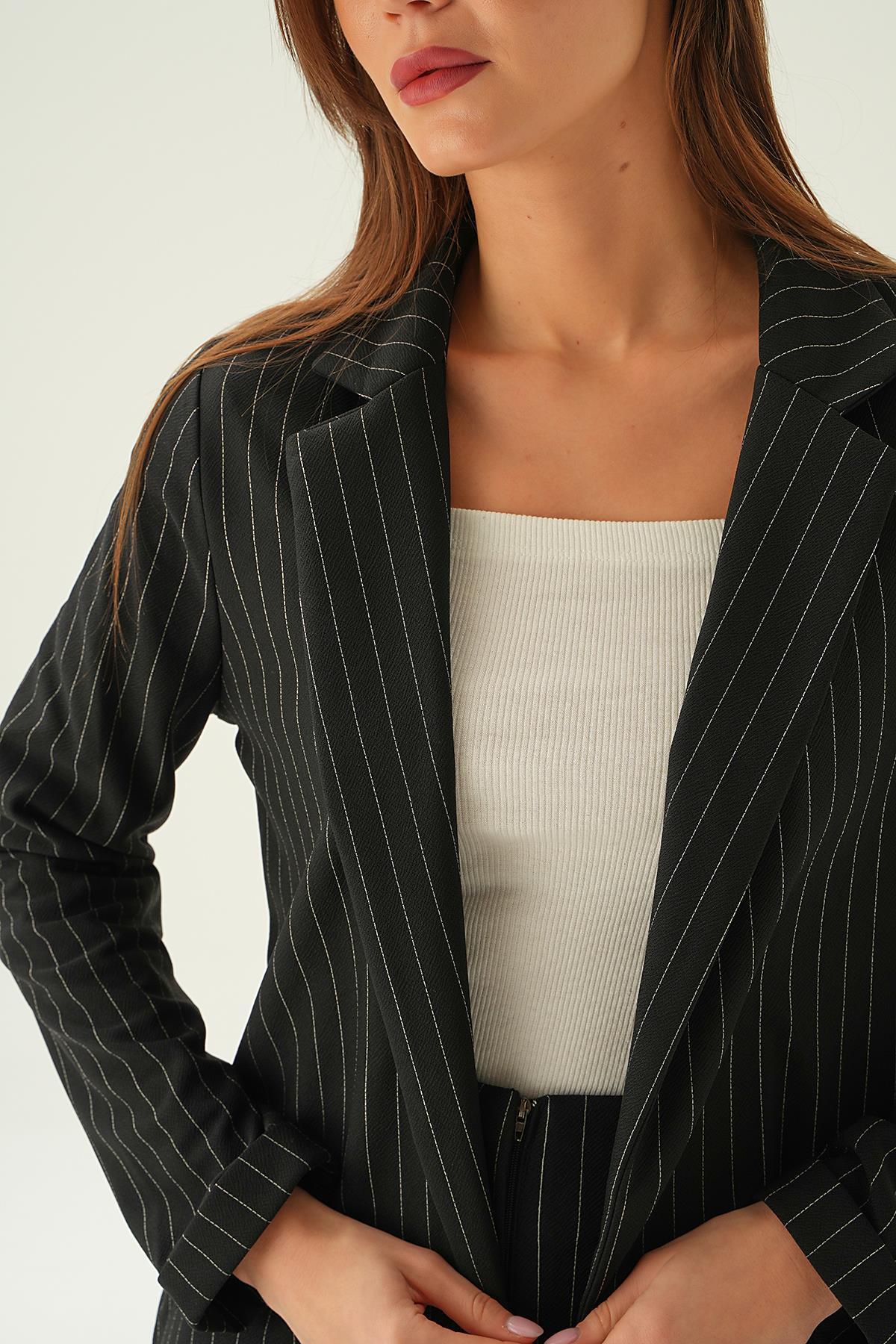 6914A Kol Katlamalı Çizgili Ceket Siyah - 2