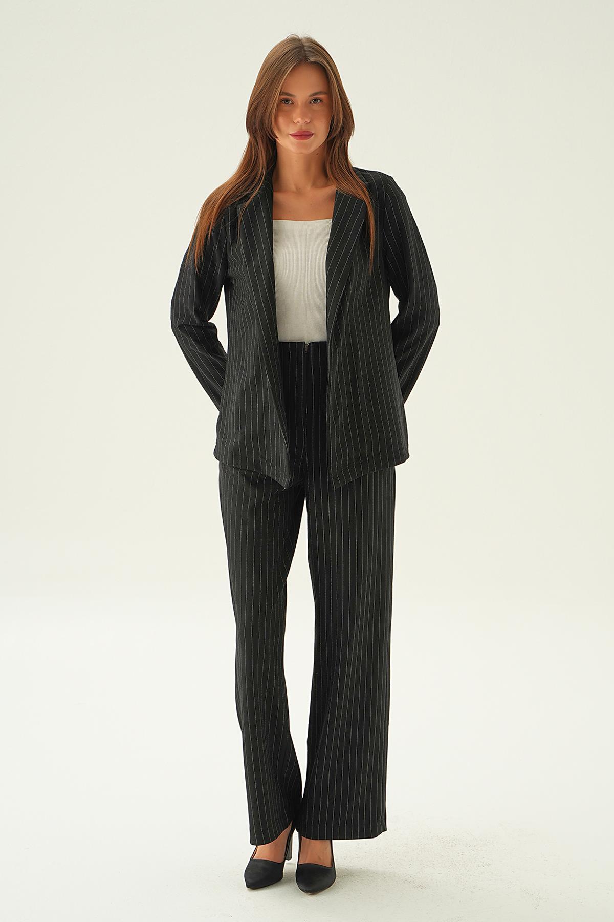 Siyah Kol Katlamalı Çizgili Ceket 6914A - 1