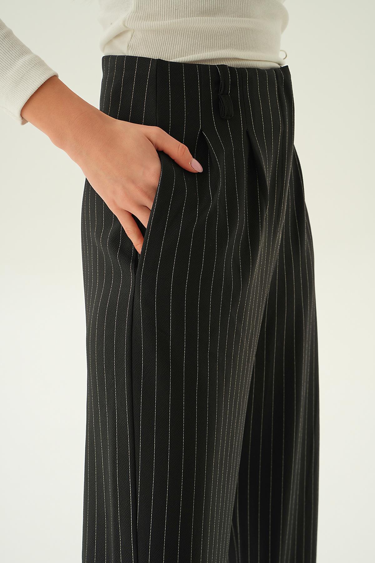 Siyah Yüksek Bel Bol Paça Pantolon 6918A - 6