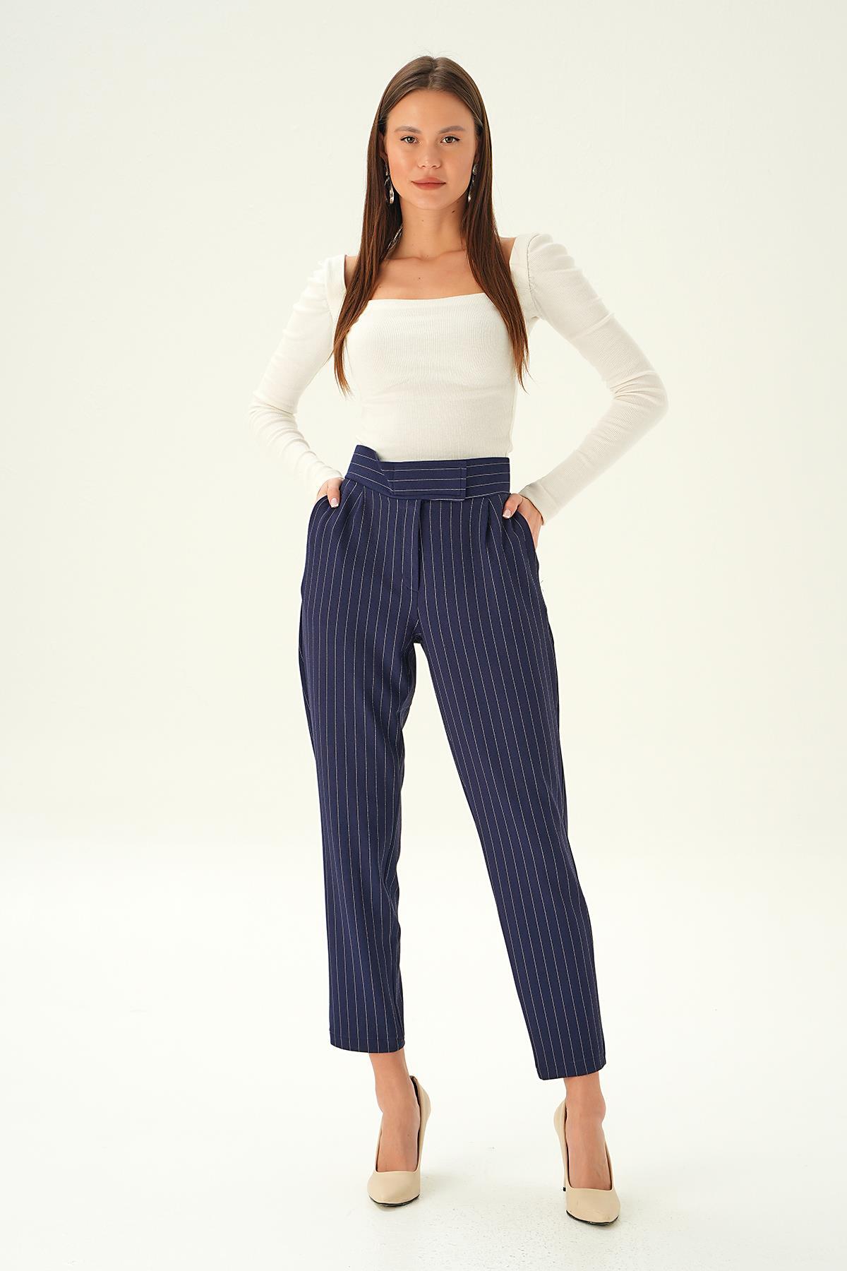 6919A Cırtlı Pile Detay Pantolon 