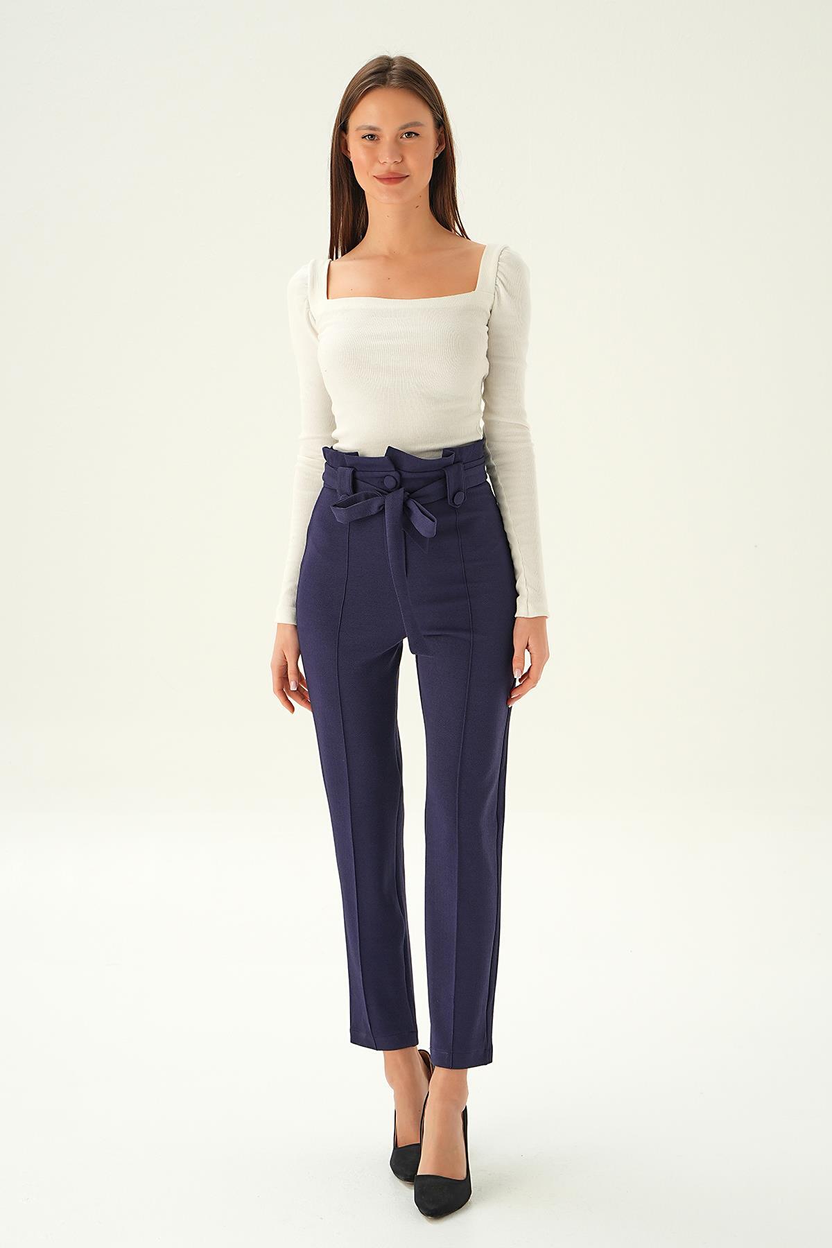 6921A Düğme Detay Havuç Pantolon Laci - 6