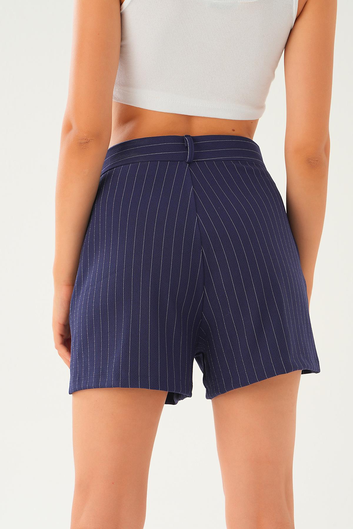 Laci Cepli Pile Detay Şort 6925A - 4