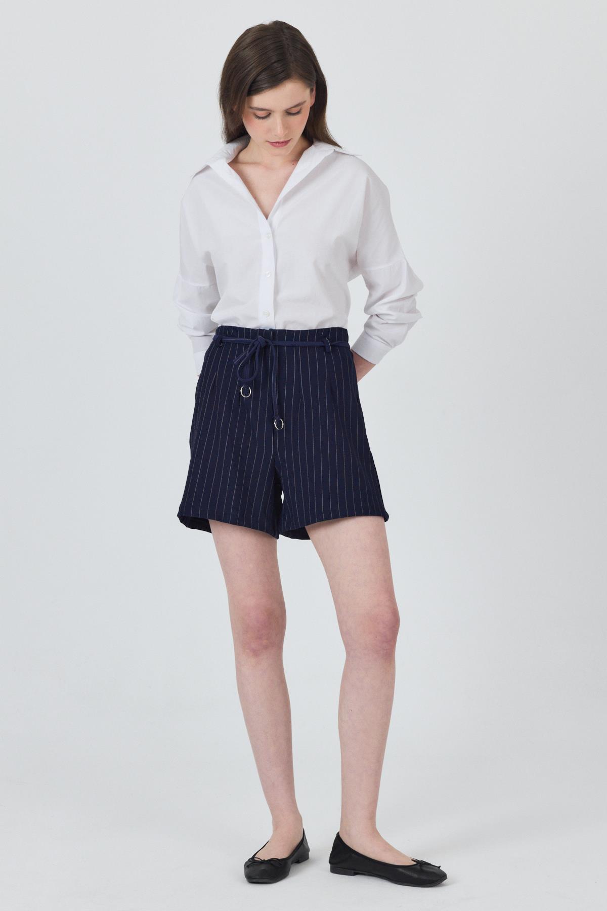 Laci Çizgili Yüksek Bel Kemer Detaylı Mini Şort 6928A - 7