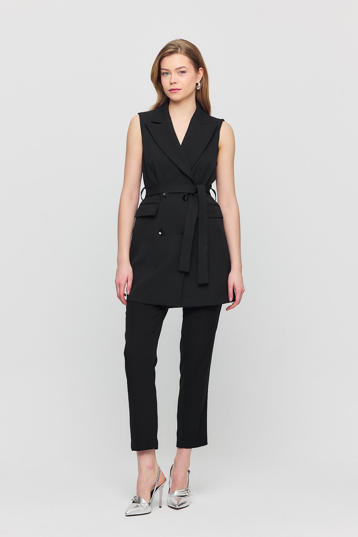 6981 Kemerli Dört Düğme Yelek Siyah - 2