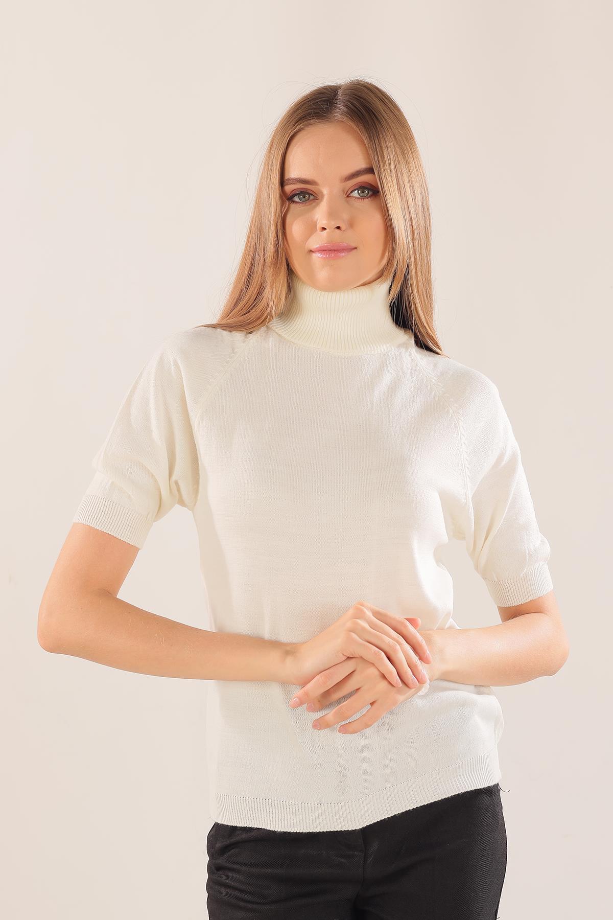 Ekru Yarım Kol Boğazlı Kazak 701 - 1