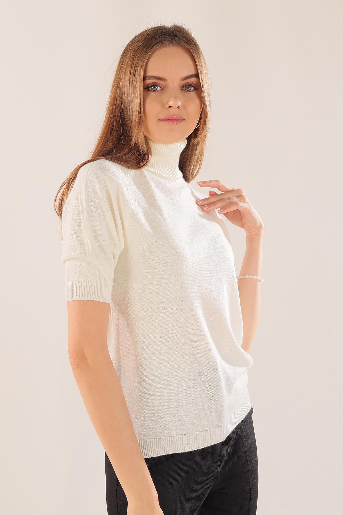 Ekru Yarım Kol Boğazlı Kazak 701 - 3