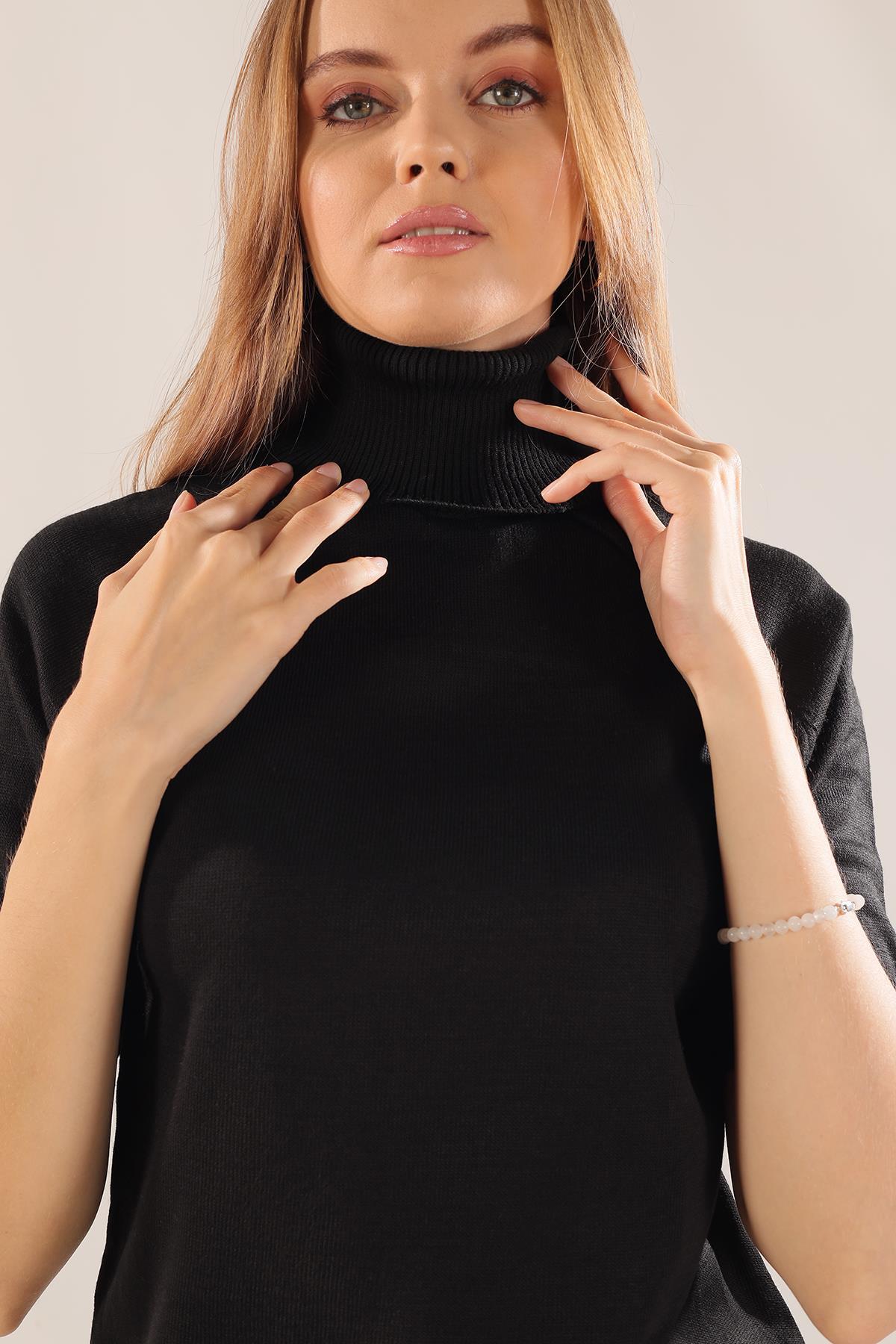 Siyah Yarım Kol Boğazlı Kazak 701 - 3