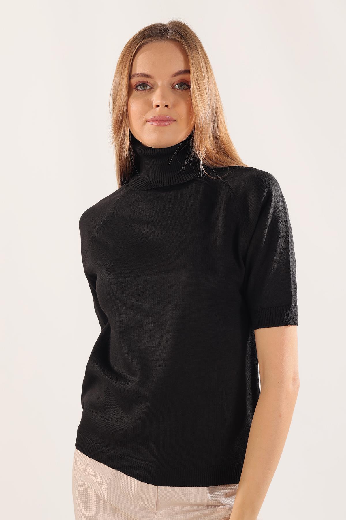 Siyah Yarım Kol Boğazlı Kazak 701 - 4