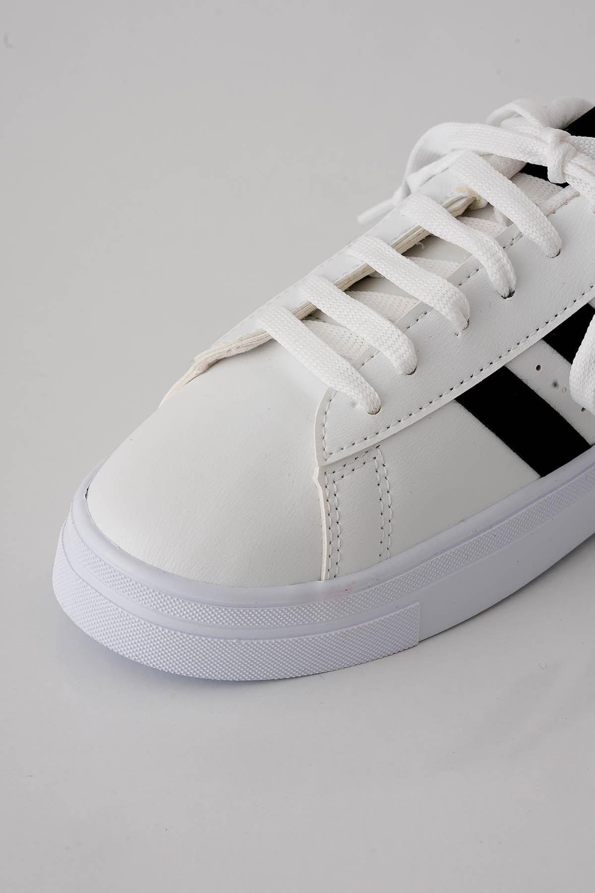 7032 Çizgili Ayakkabı Beyaz-Siyah - 6
