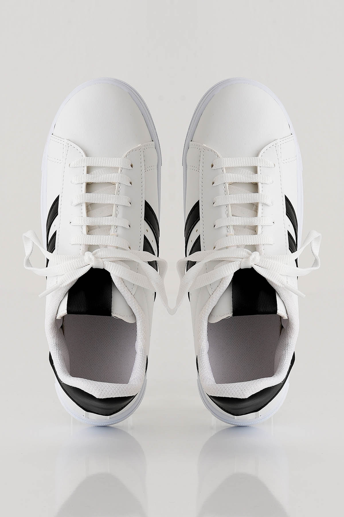 Beyaz-Siyah Çizgili Ayakkabı 7032 - 5