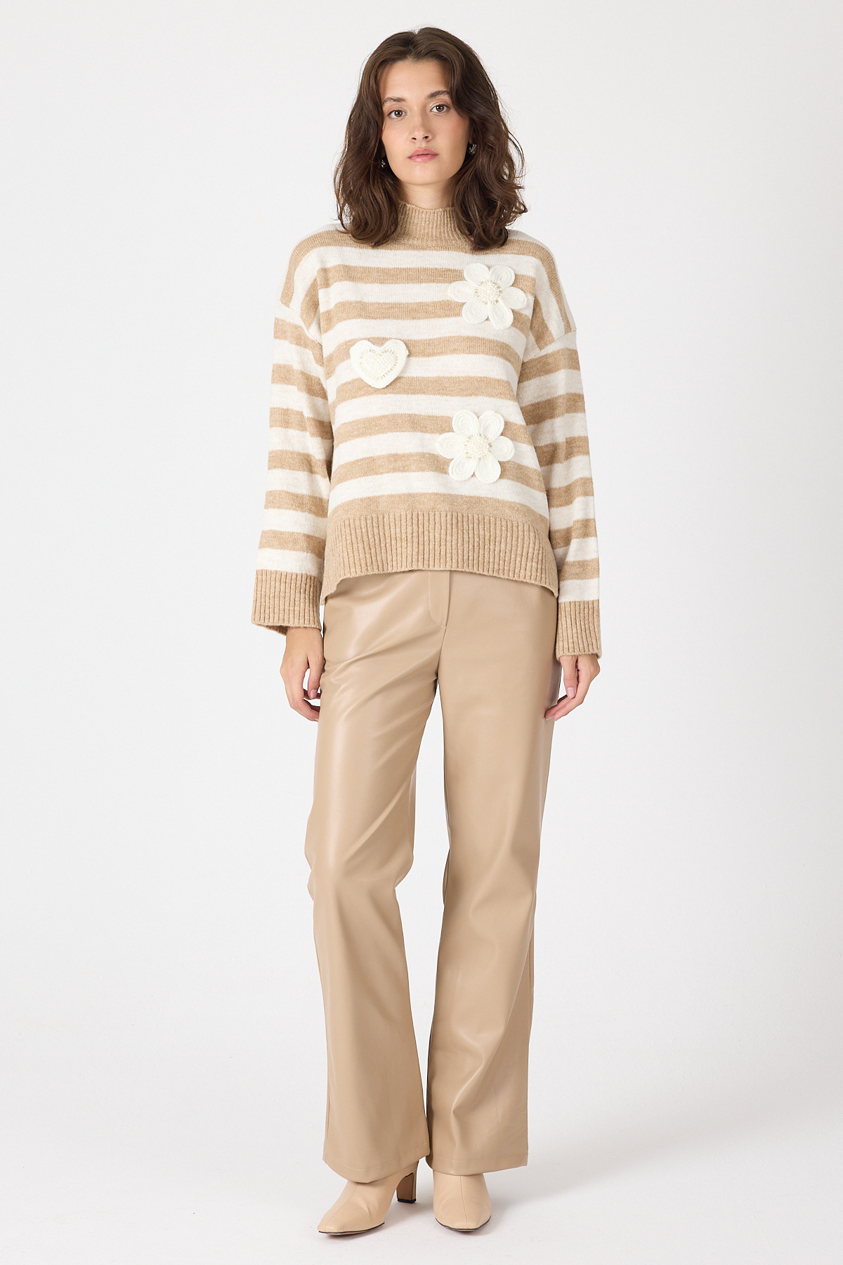 Bisküvi Çizgili İşleme Detaylı Kazak 7090 - RAYS