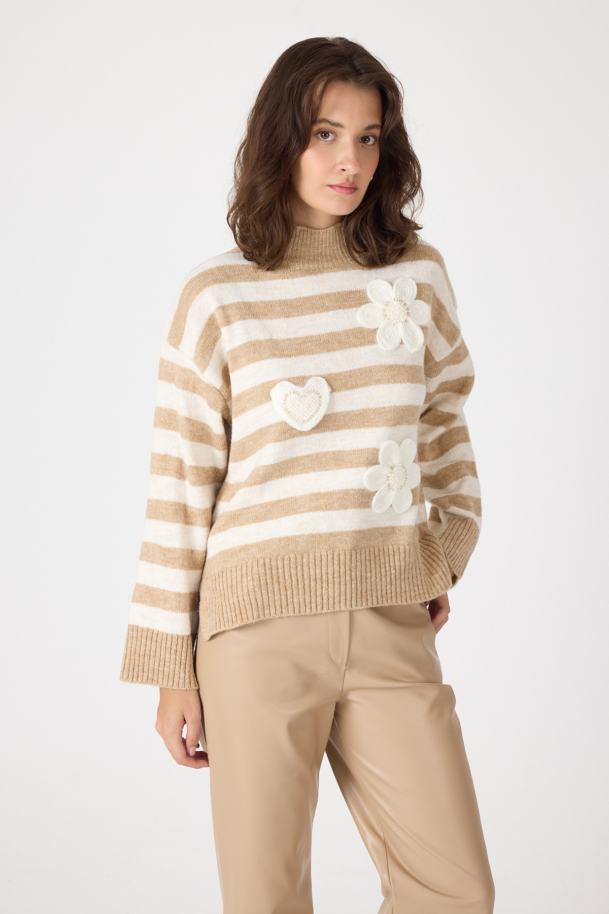 Bisküvi Çizgili İşleme Detaylı Kazak 7090 - 1