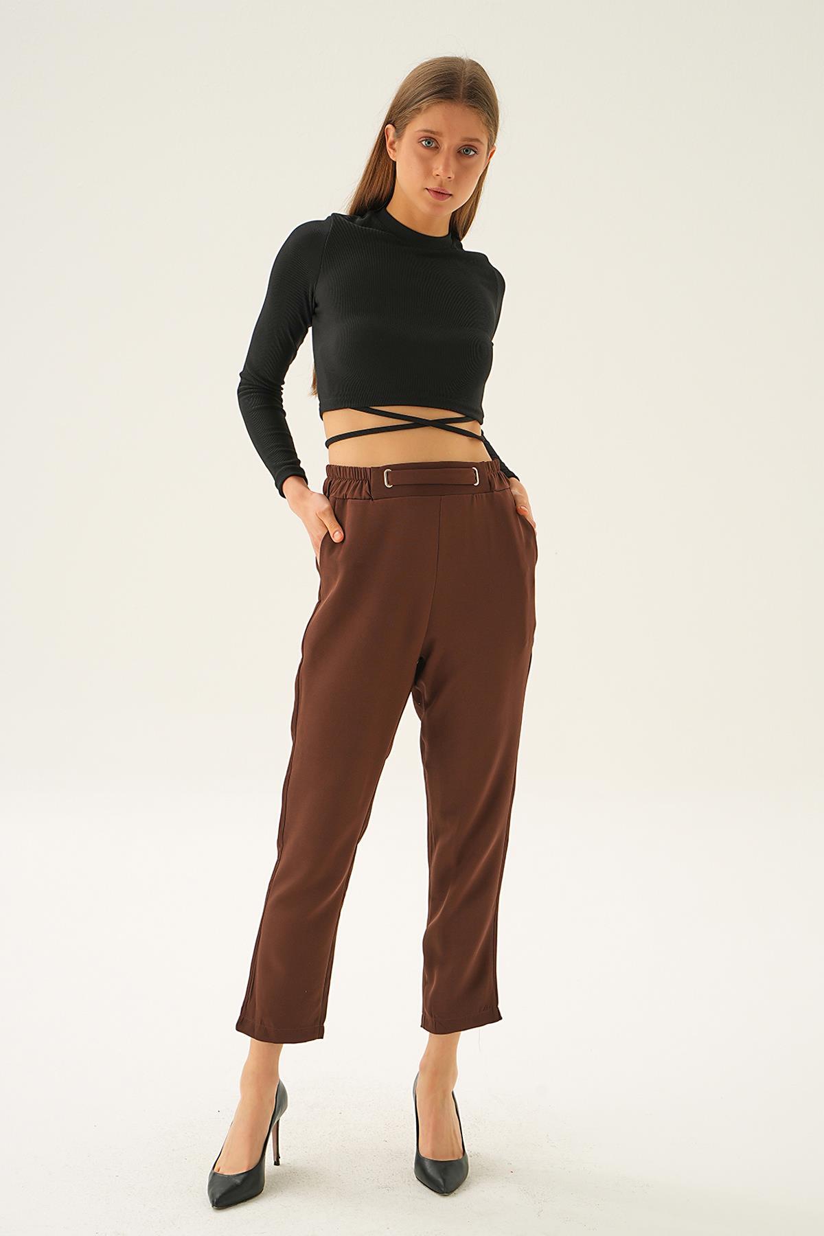 7105-1 Bel Aksesuar Detay Pantolon Kahve 