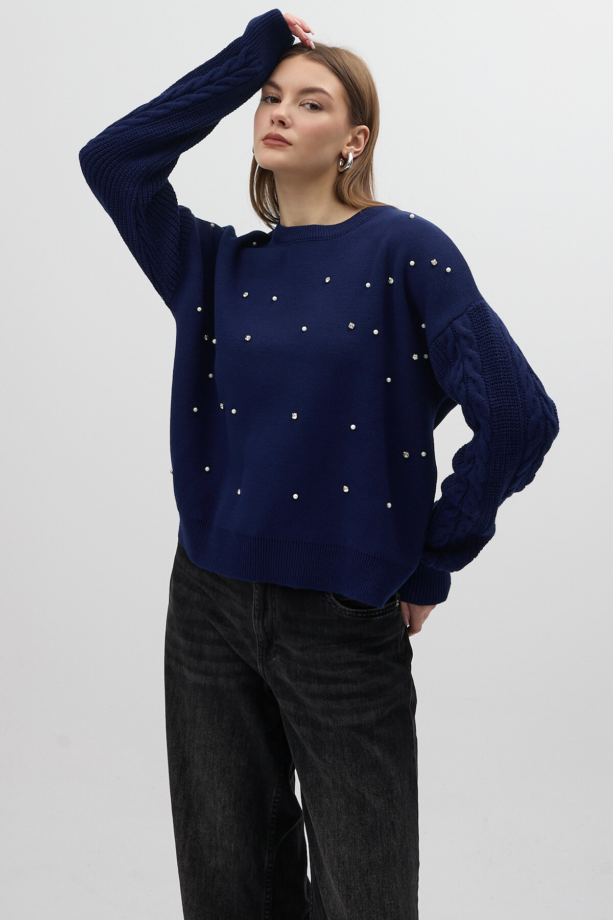 Lacivert İnci ve Taş Detaylı Örgü Kollu Bisiklet Yaka Kadın Kazak 7115 