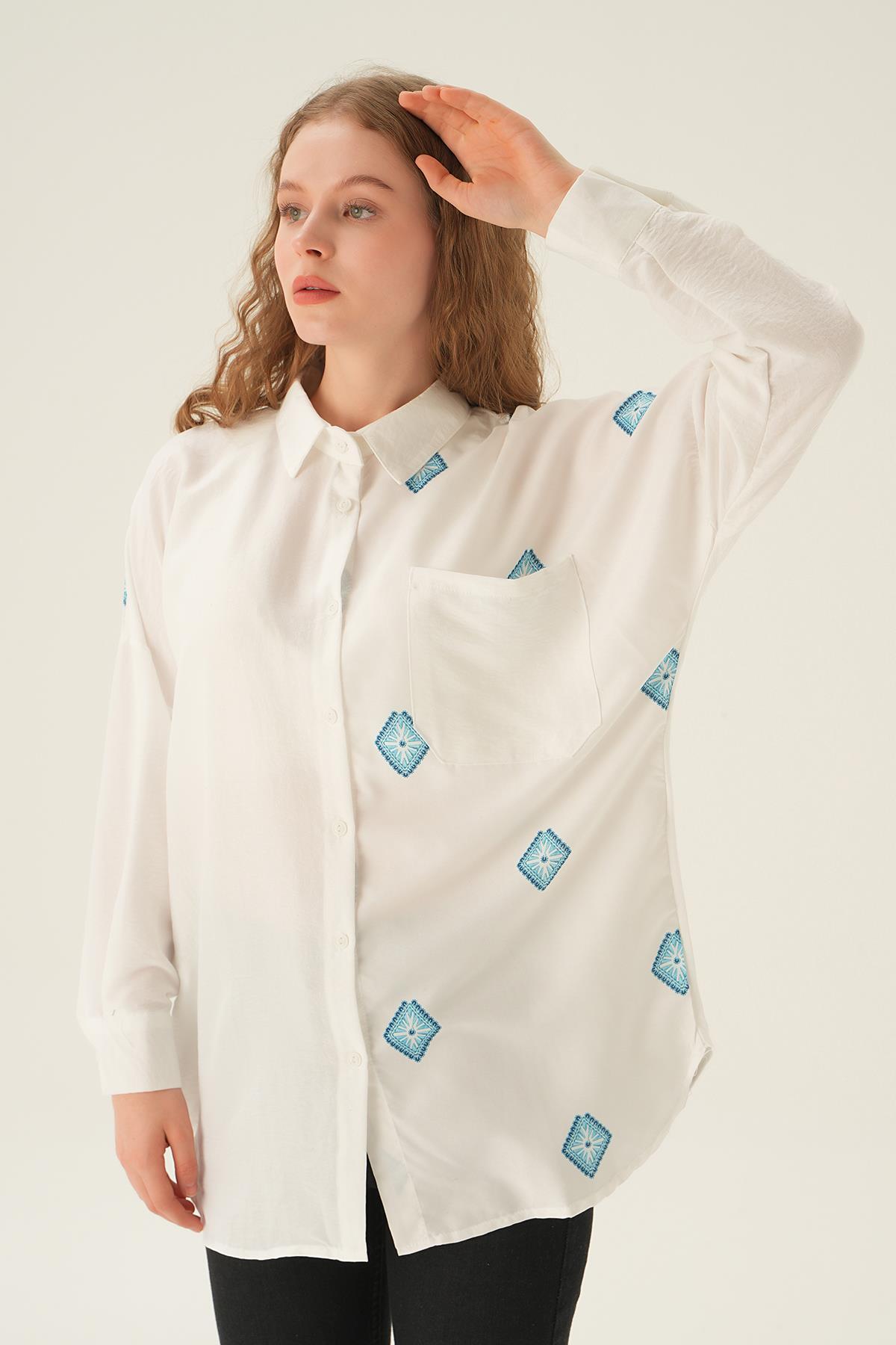 Beyaz Cepli Oversize Nakış Detay Gömlek 71481 - 5