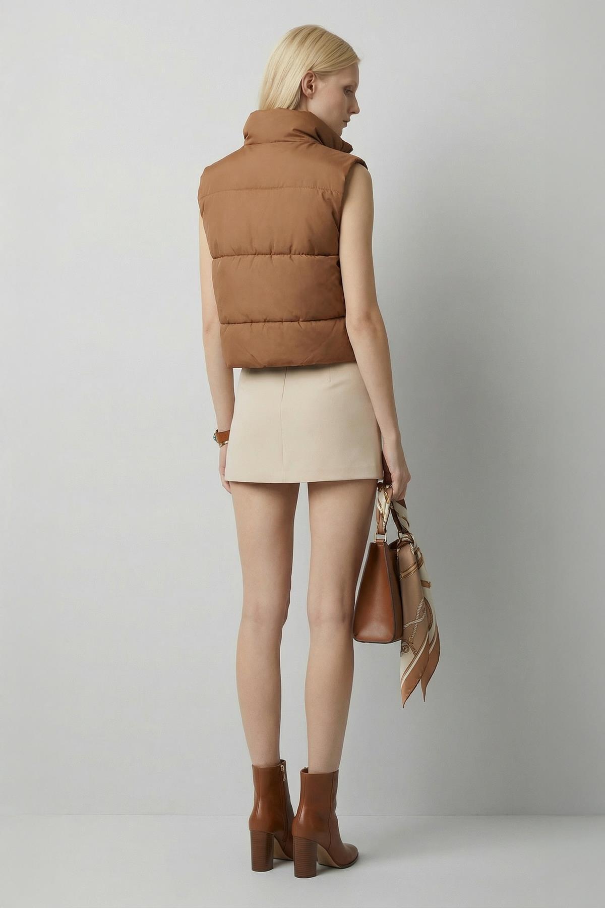 7200 Sıfır Kol Fermuarlı Yelek Taba - RAYS