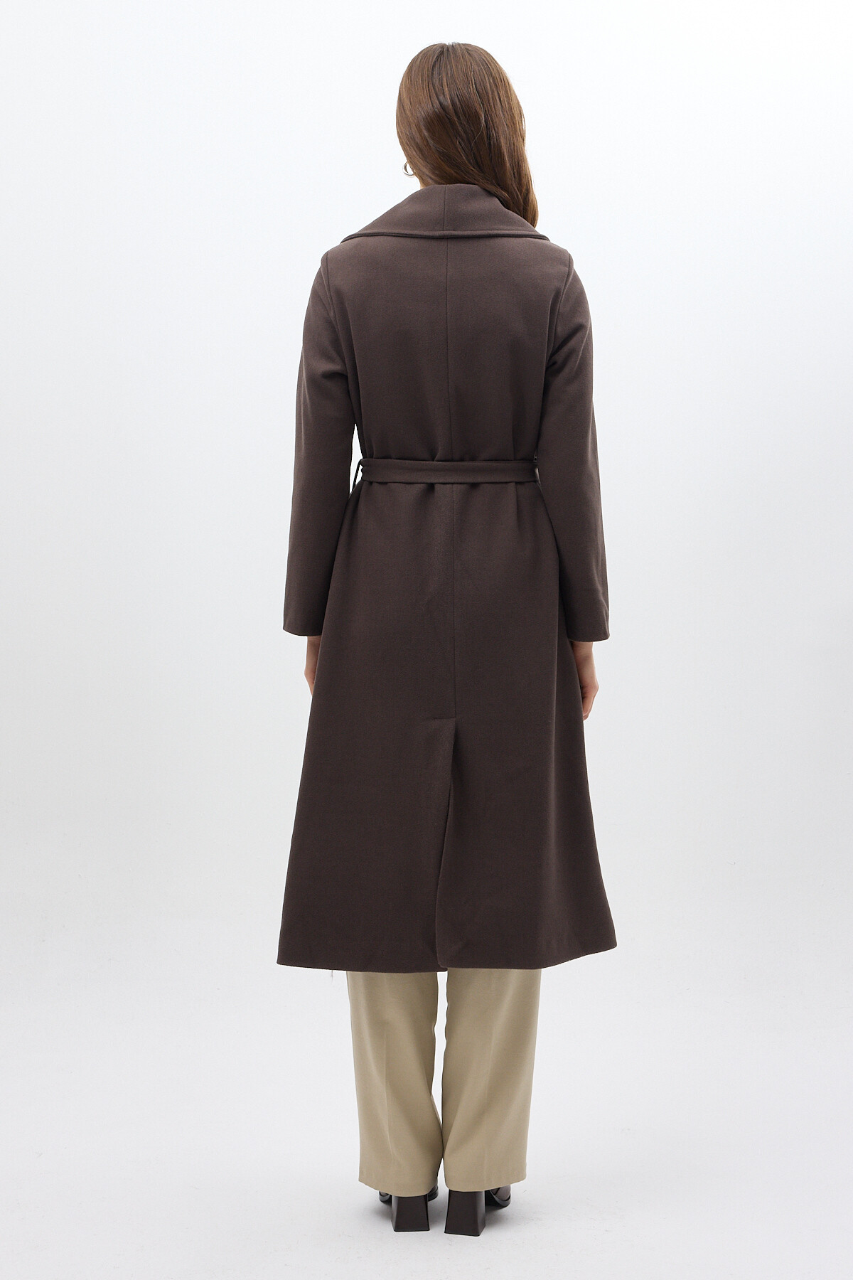 Acı Kahve Kuşaklı Uzun Astarlı Kadın Kaban 7242A - RAYS