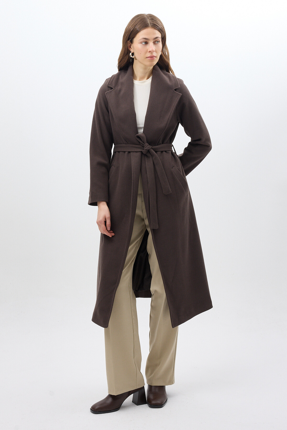 Acı Kahve Kuşaklı Uzun Astarlı Kadın Kaban 7242A - RAYS