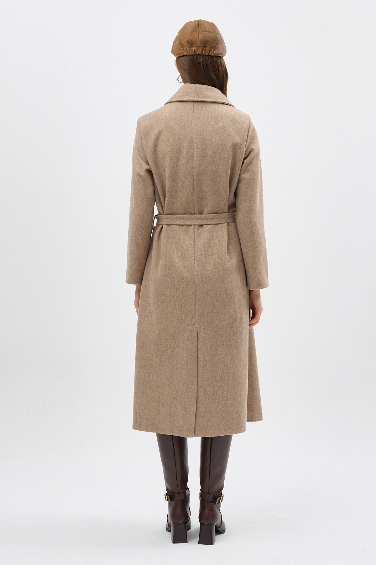 Bej Kuşaklı Uzun Astarlı Şal Yaka Kadın Kaban 7242A - 5