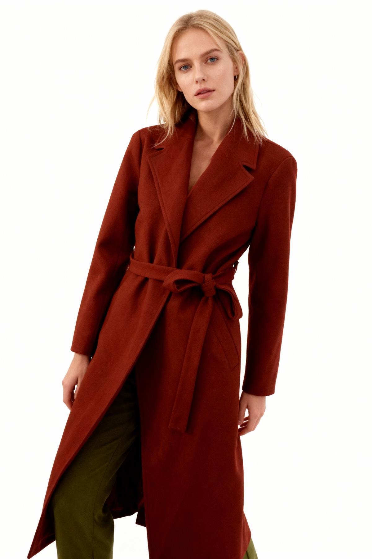 7242A Bel Bağlamalı Uzun Astarlı Kaban Bordo - RAYS