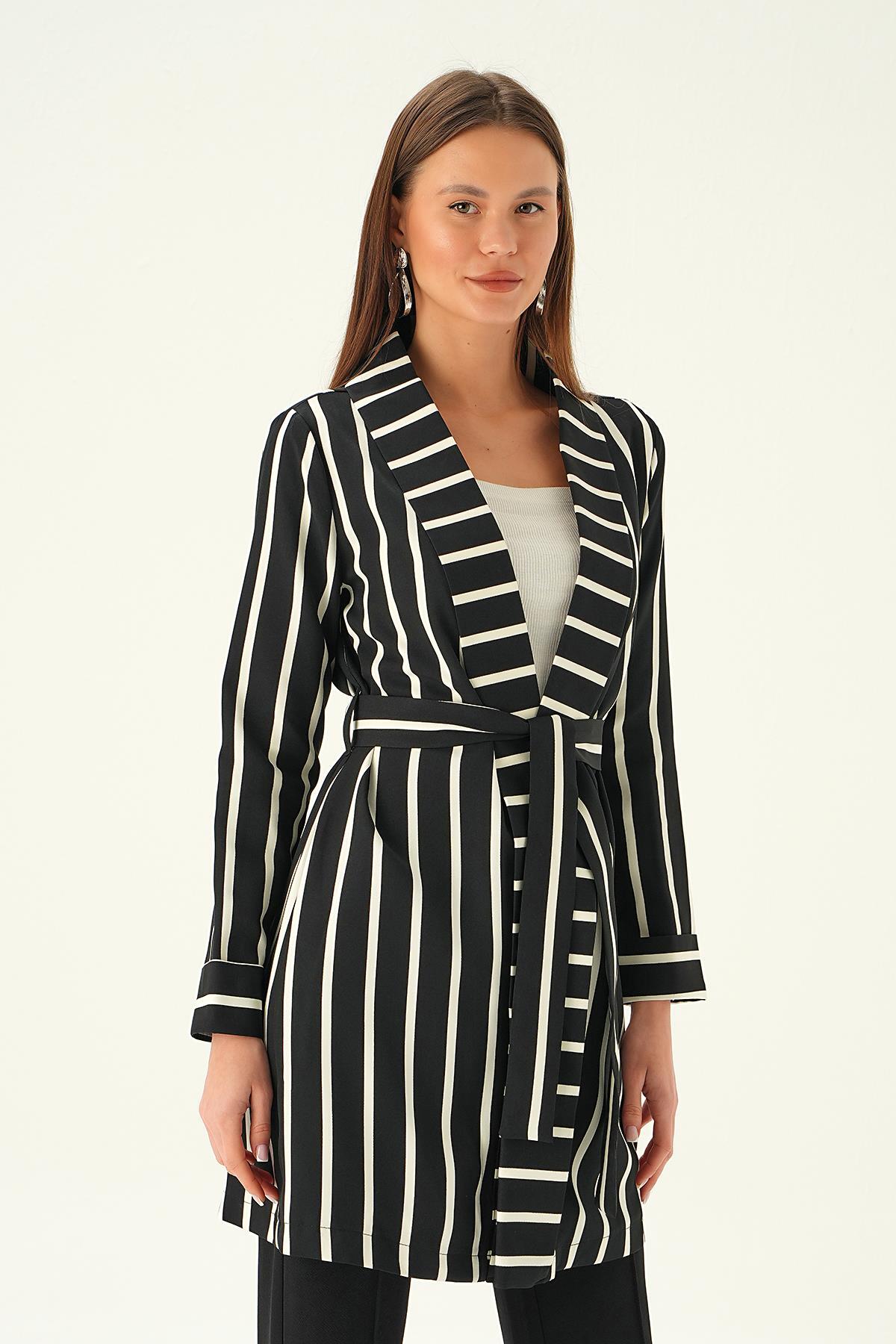 7274A Kemerli Uzun Ceket Siyah - 1