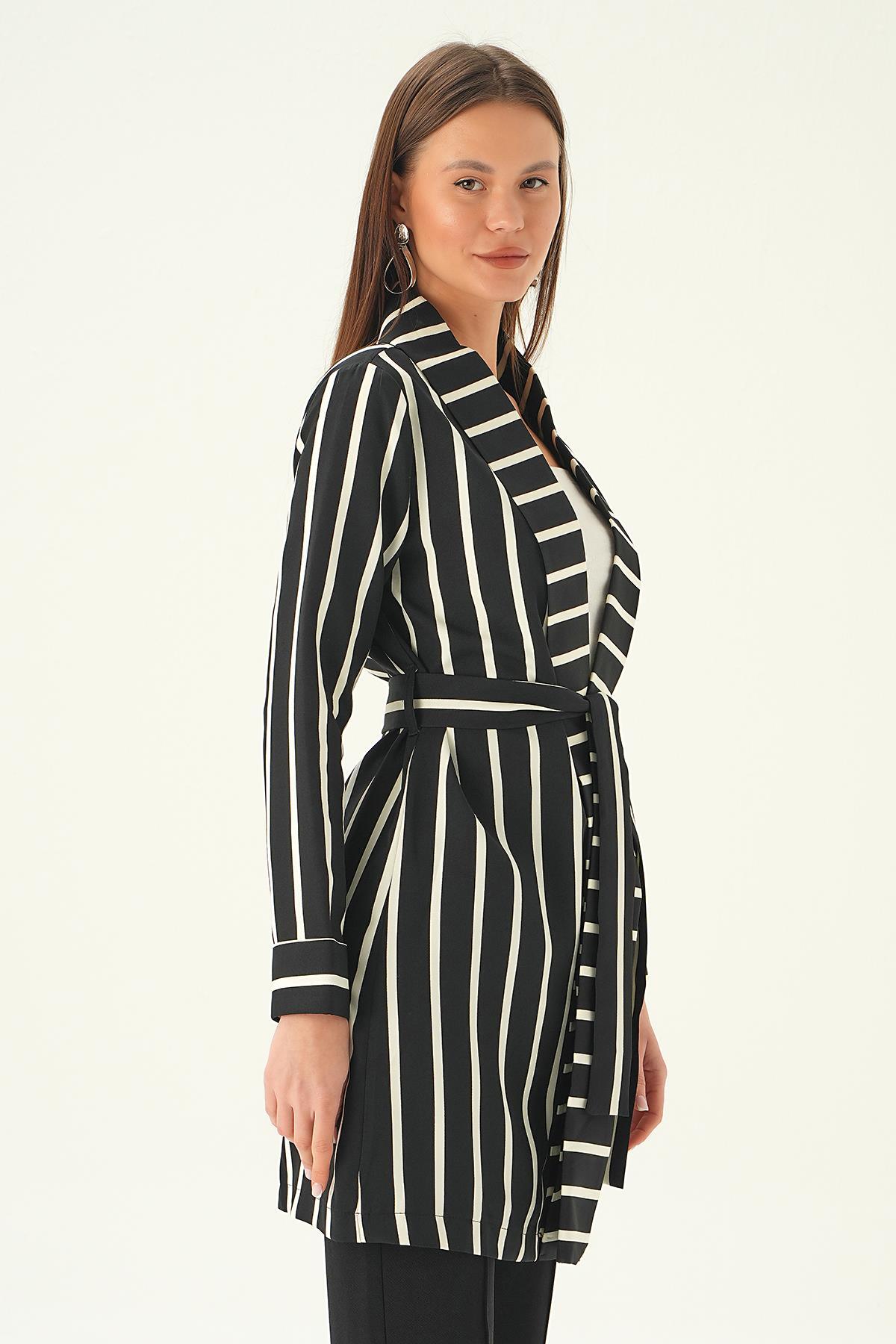 7274A Kemerli Uzun Ceket Siyah - 4