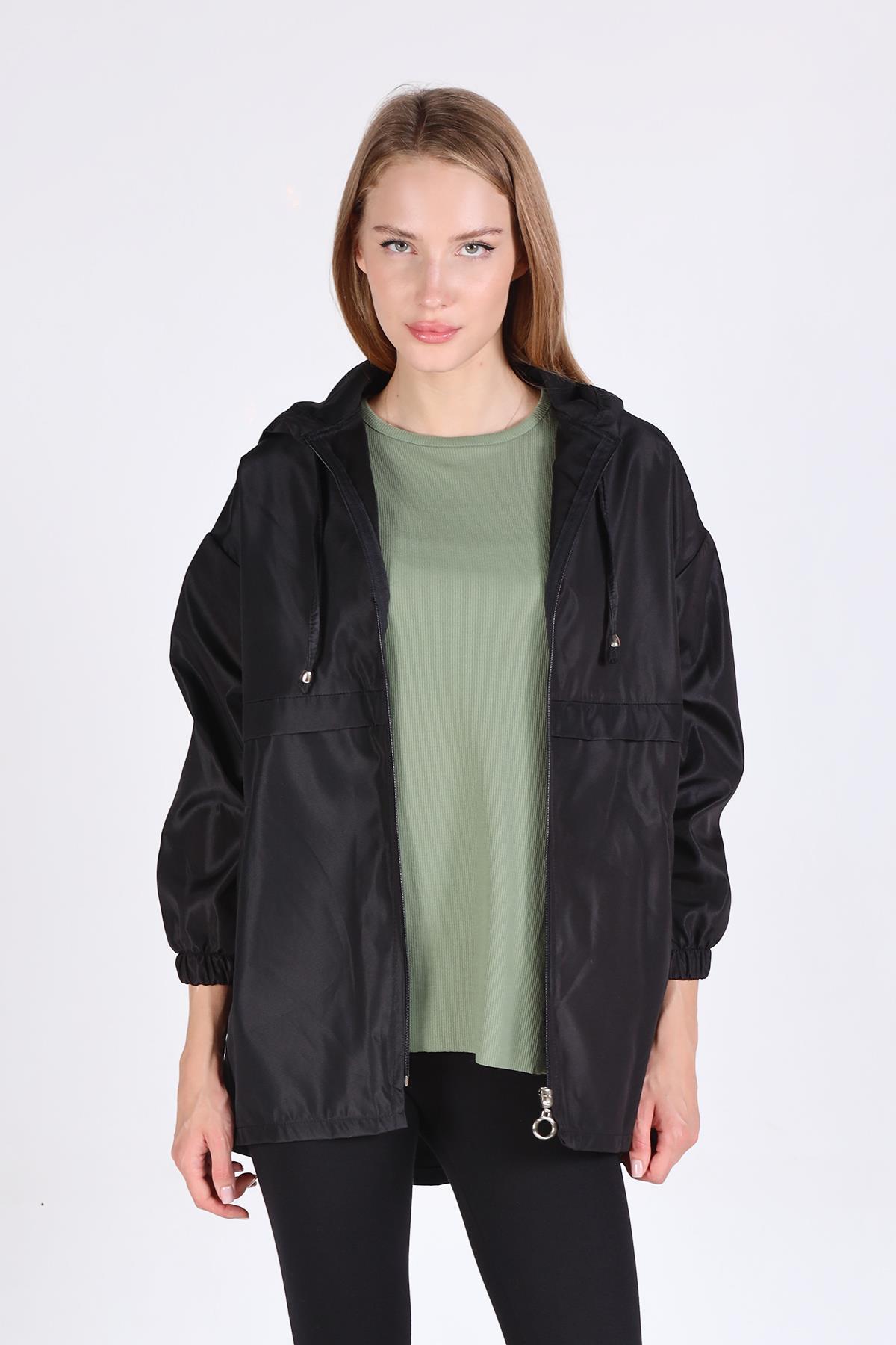 Siyah Önü Fermuarlı Kısa Kap 7312A - 6