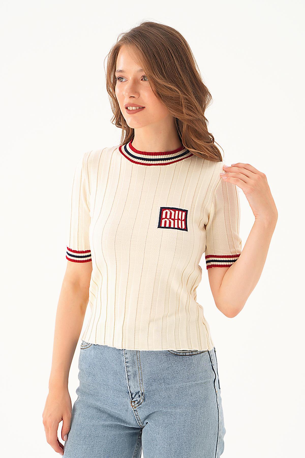 Krem Kol Şerit Detay Tişört 77436 - 3