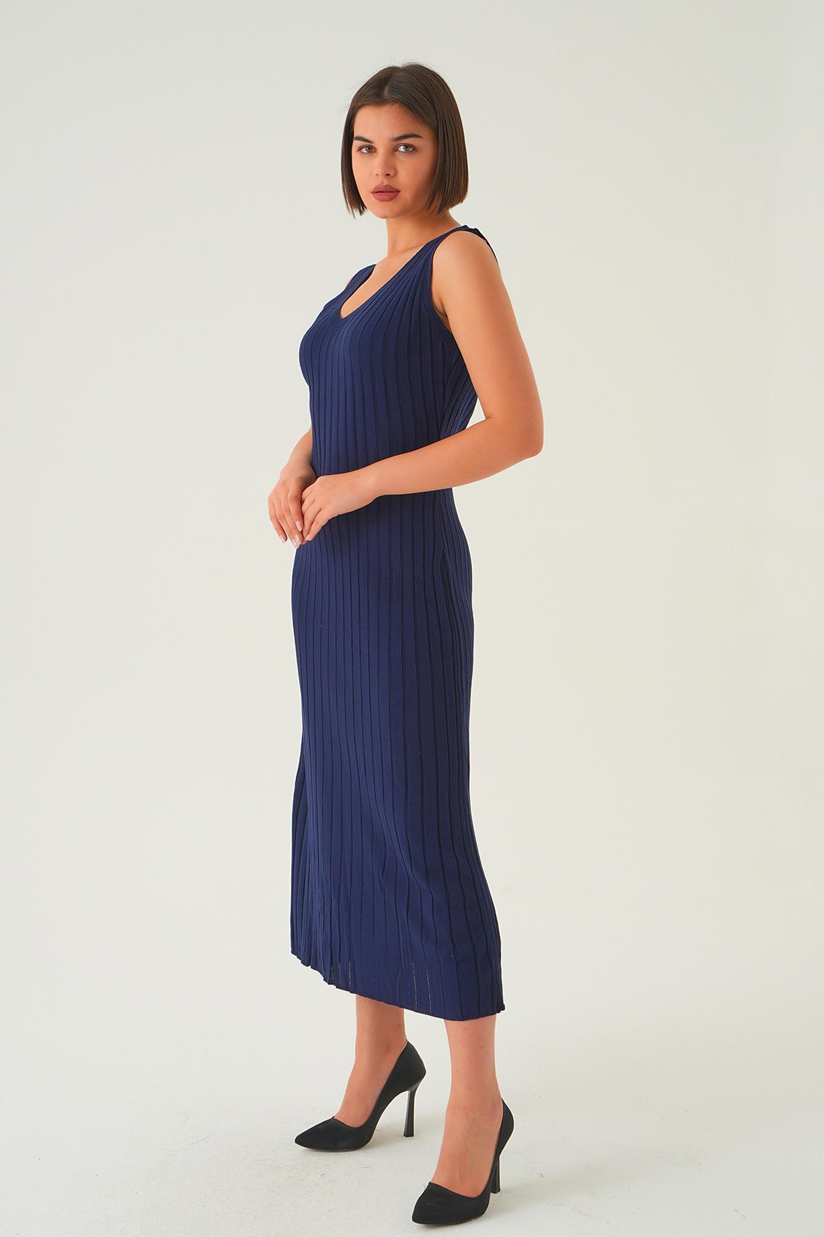 77437 Askılı V Yaka Triko Elbise Laci - 1