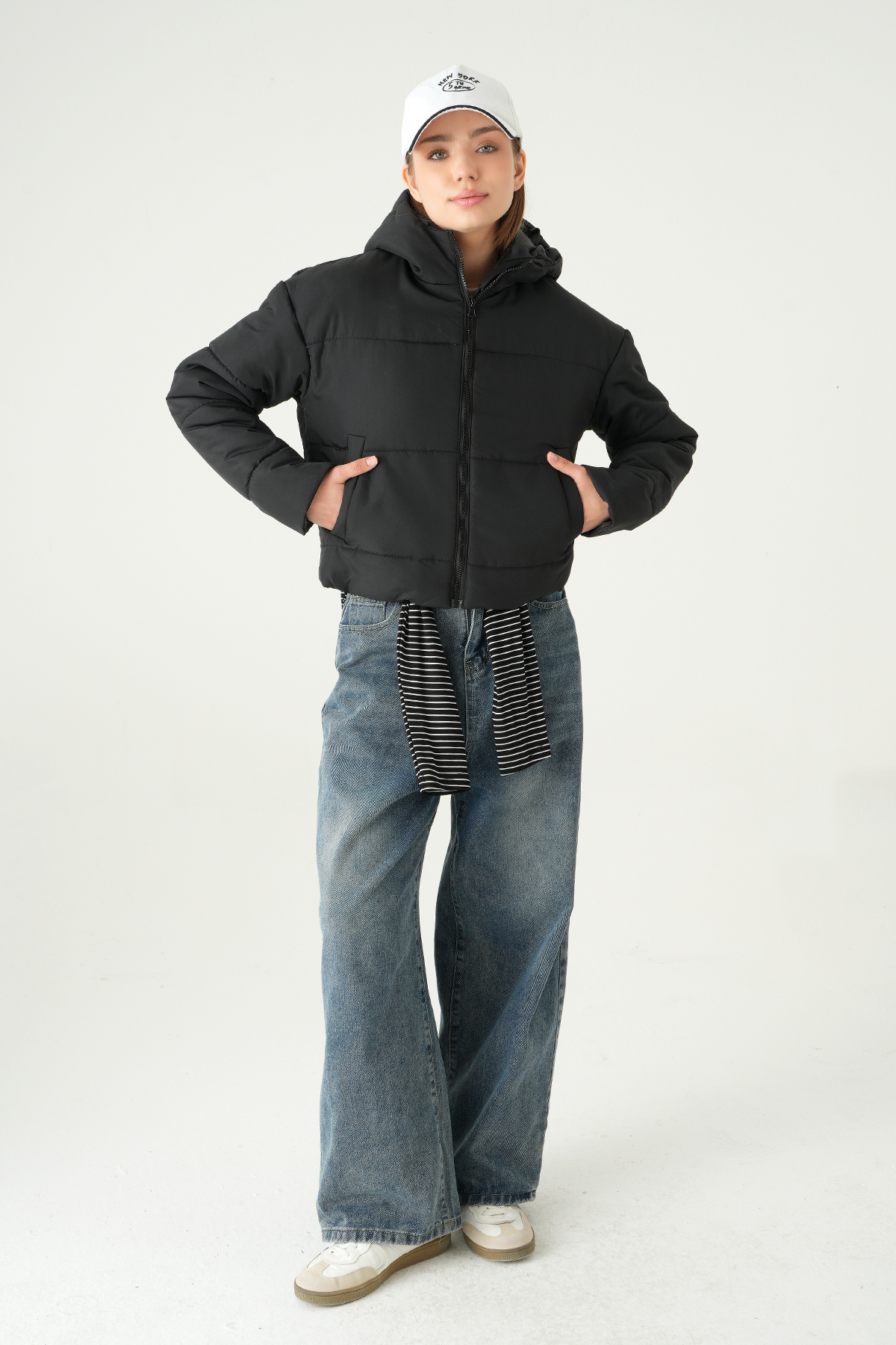 8010 Kapüşonlu Cepli Mont Siyah - 3