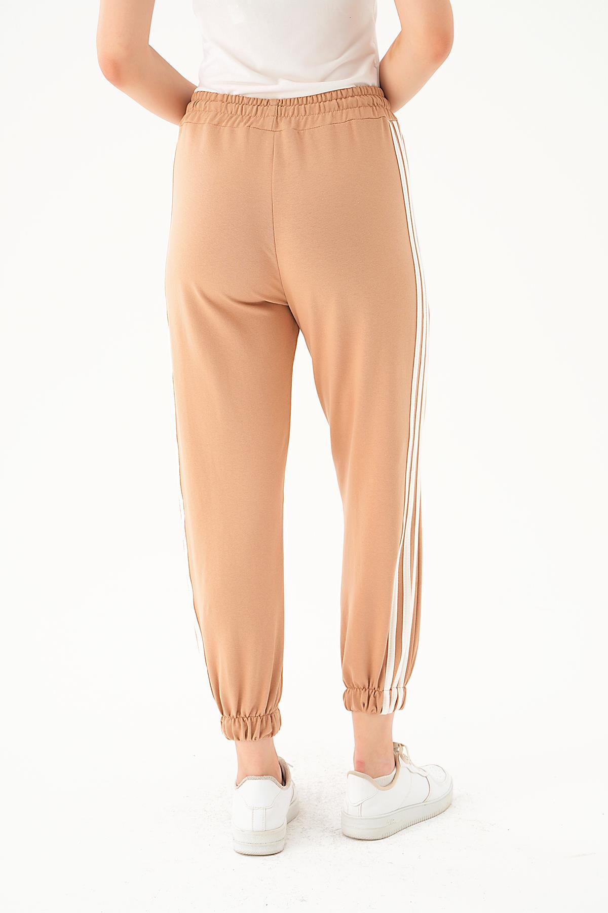 Bisküvi Yanları Şeritli Eşofman 8026M - 5