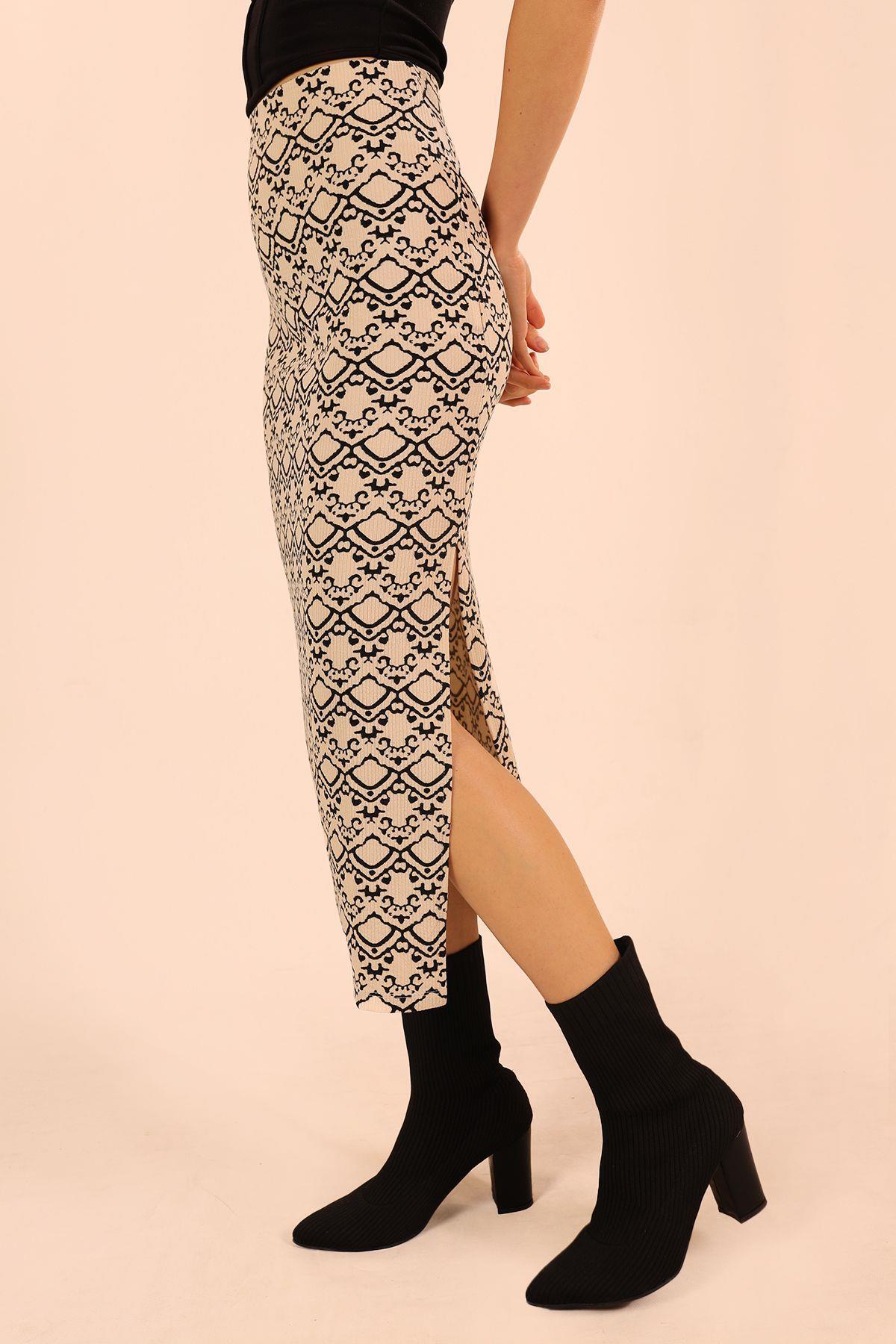 Bej Yırtmaç Detay Desenli Etek 8100 - 4