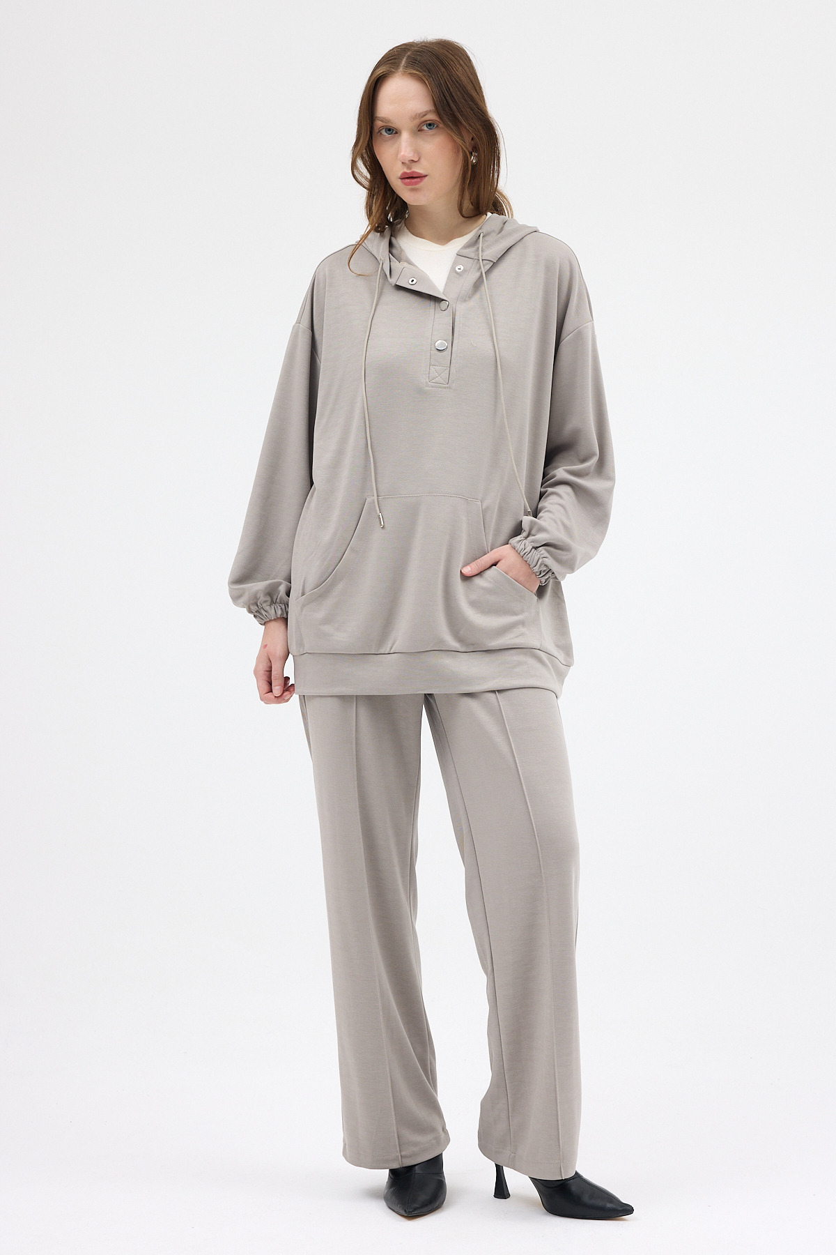 Gri Cepli Kapüşonlu Tunik Pantolon Takımı 8105A - 1